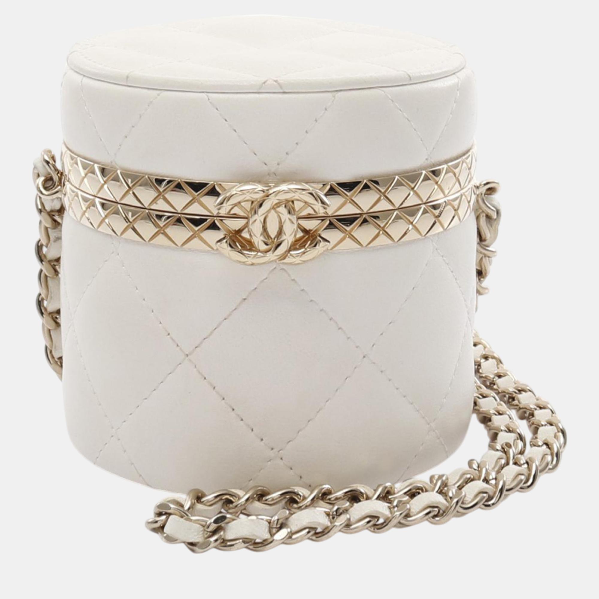 

Chanel White Mini Matelasse Lambskin Round Vanity Case