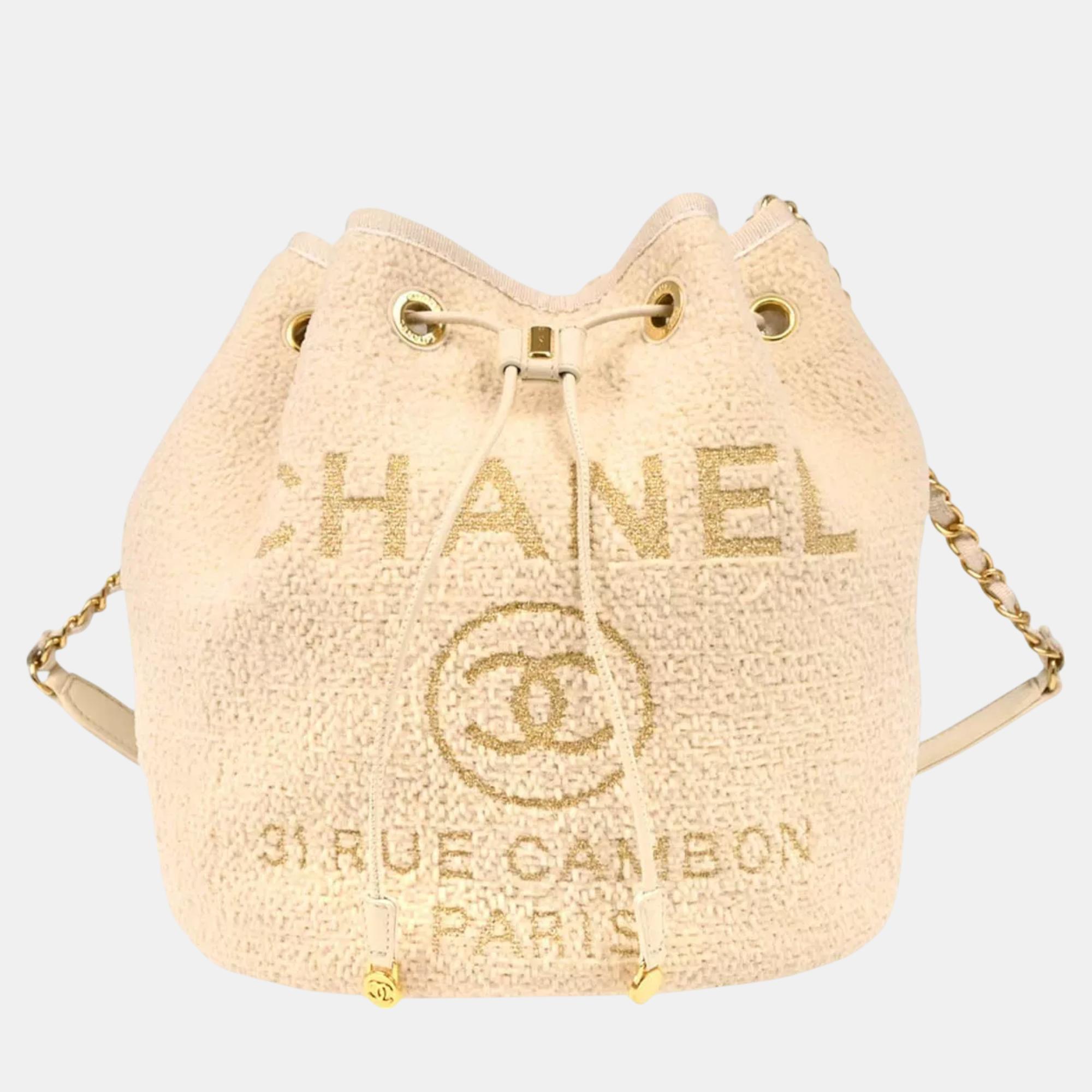 

Chanel White Fabric Deauville Bucket Bag