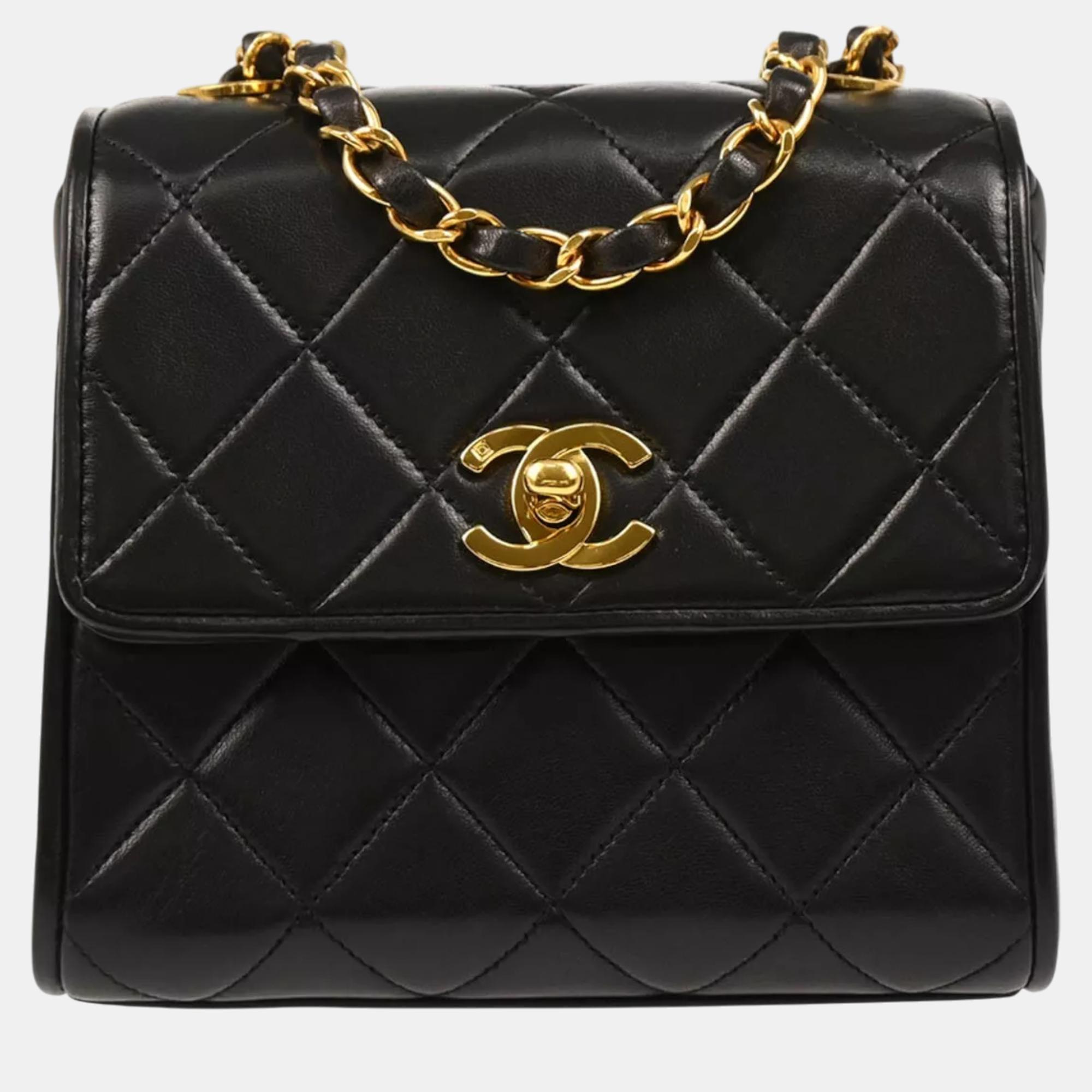 

Chanel Black Lambskin Flap Shoulder Bag