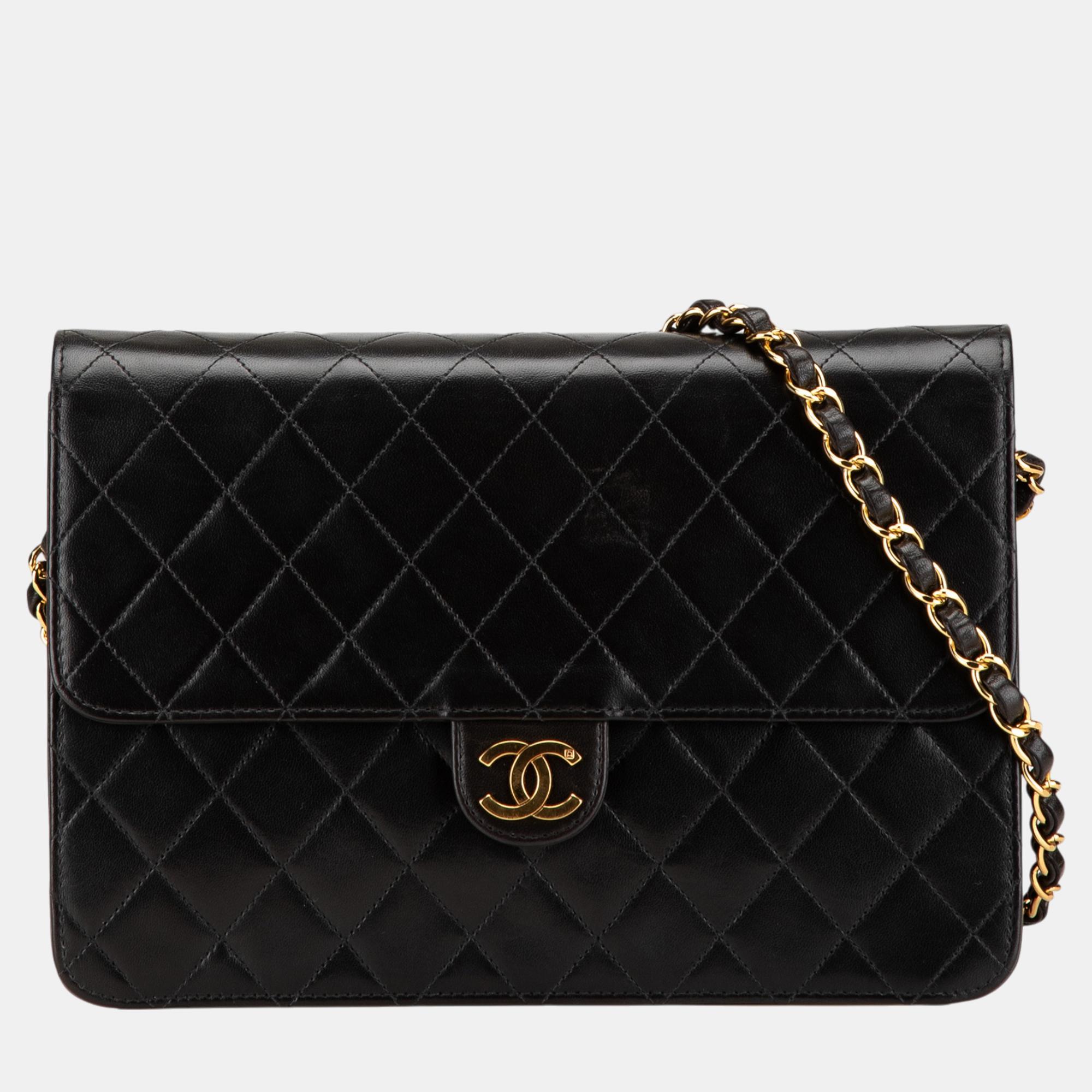 

Chanel Black CC Quilted Lambskin Single Flap