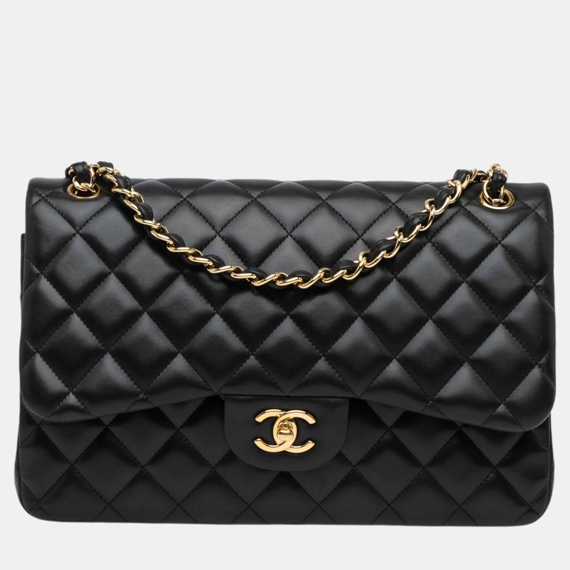 

Chanel Black Jumbo Classic Lambskin Double Flap