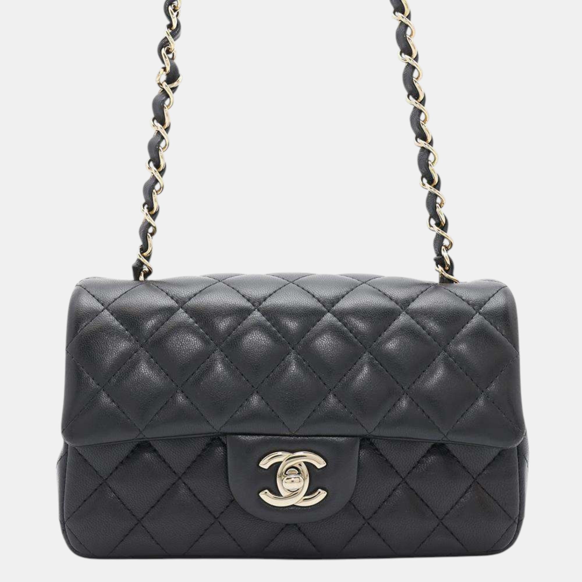 

Chanel Mini Matelasse Chain shoulder Bag Black Lambskin Size