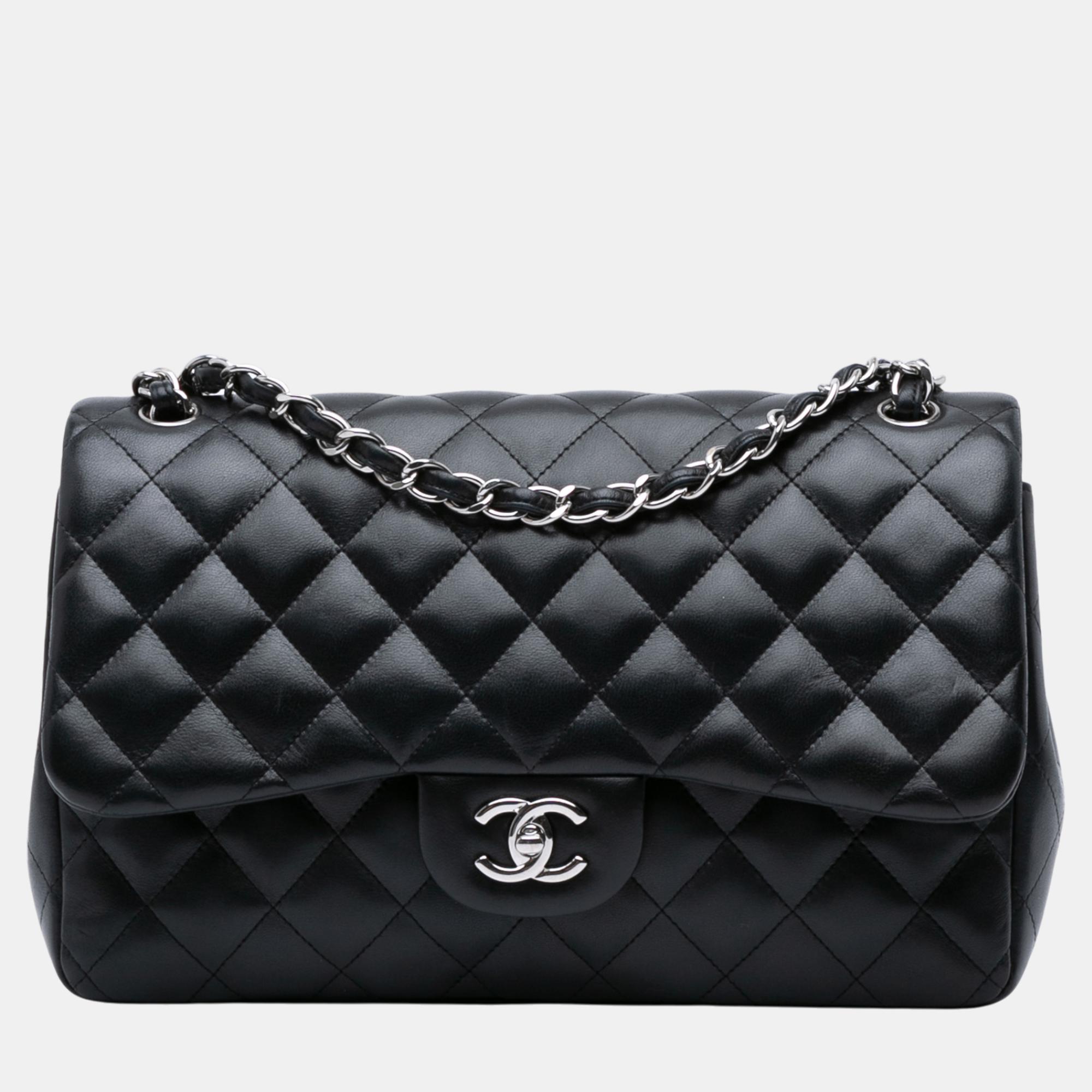 

Chanel Black Jumbo Classic Lambskin Double Flap