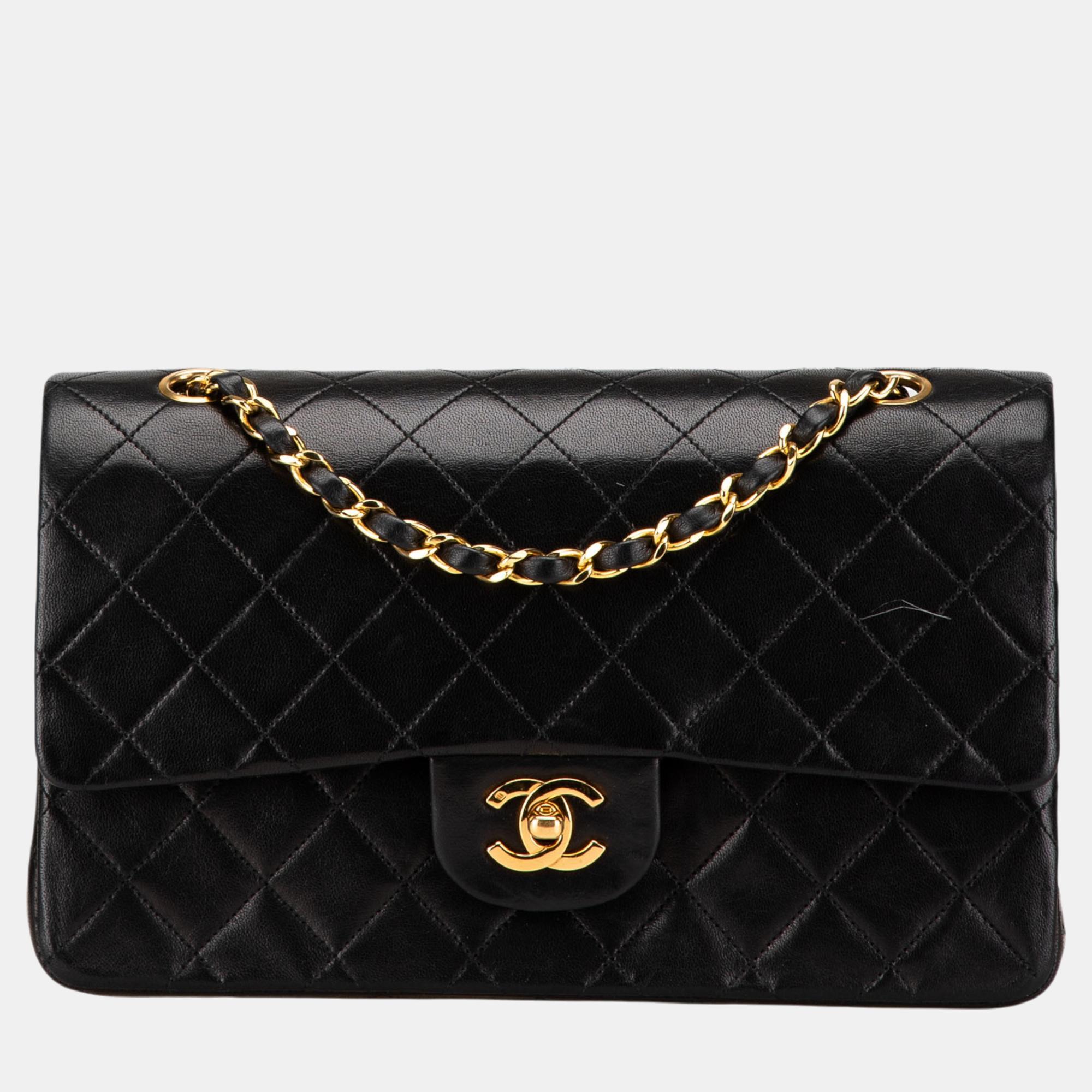 

Chanel Black Medium Classic Lambskin Double Flap