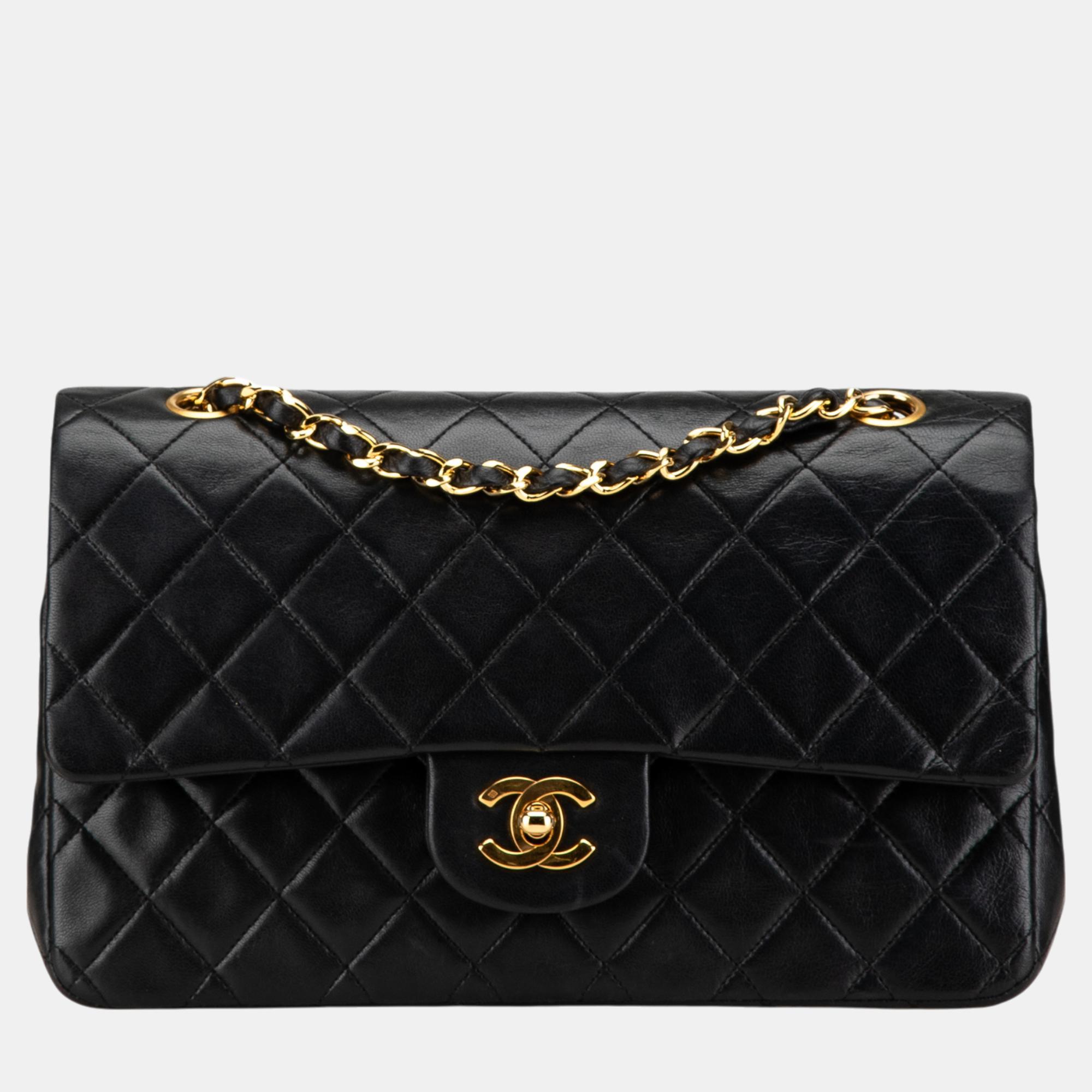 

Chanel Black Medium Classic Lambskin Double Flap