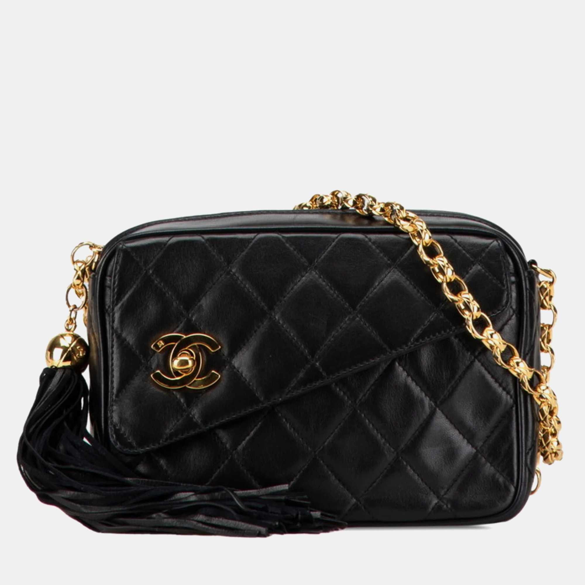 

Chanel Black Lambskin Leather Chain Shoulder Bag