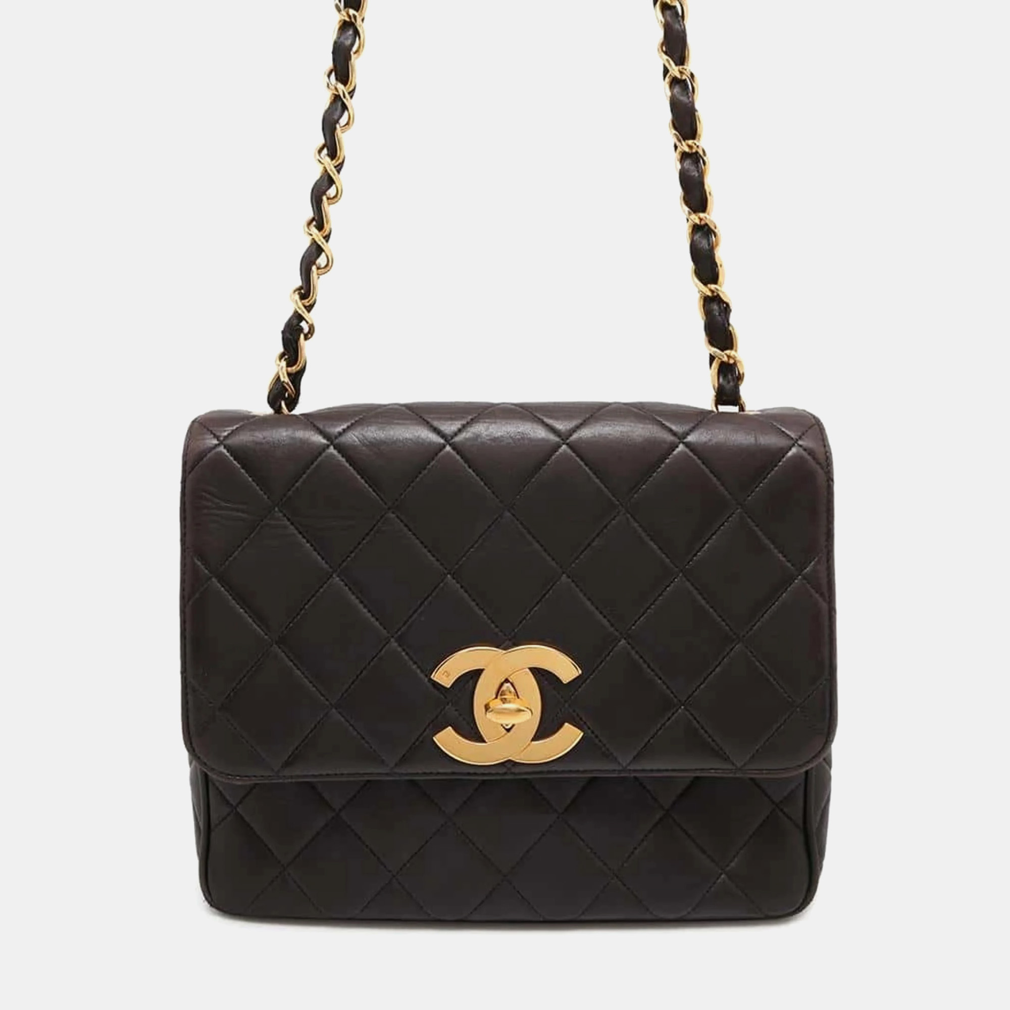 

Chanel Black Lambskin Deca Chain Shoulder Bag