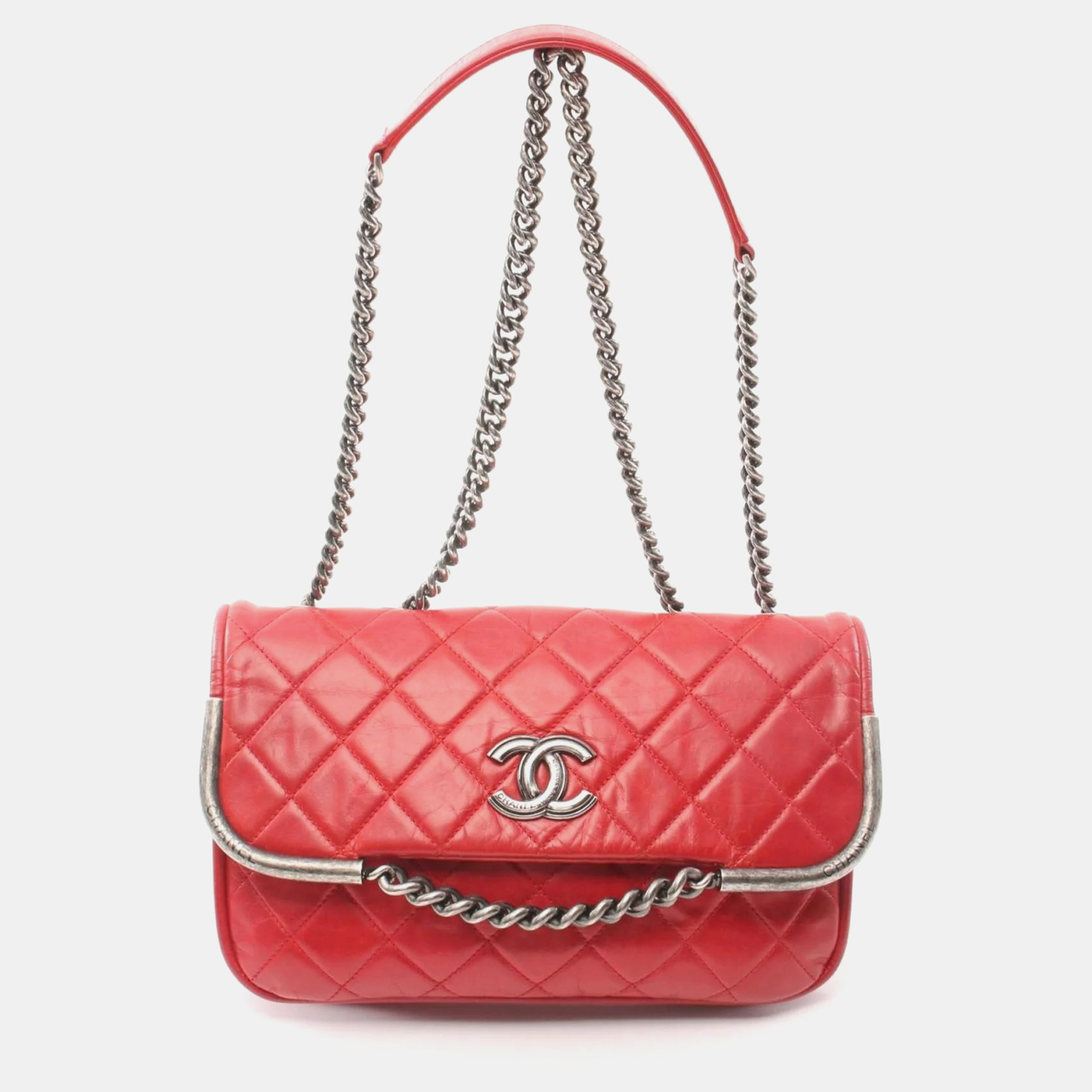 

Chanel Red Leather Matelasse Shoulder Bag