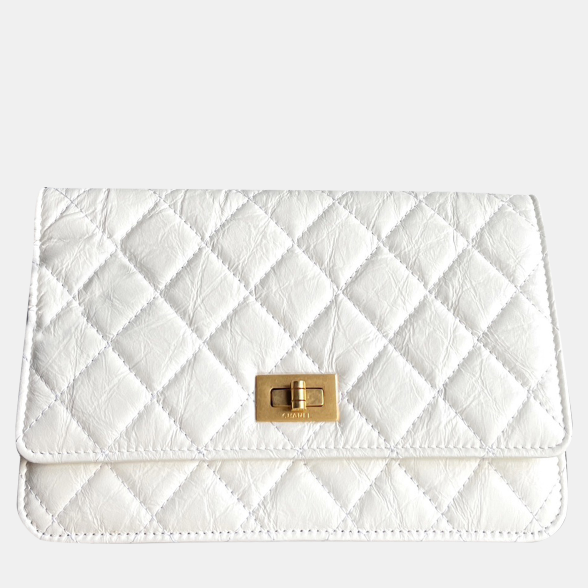

Chanel White Leather 2.55 Wallet On Chain