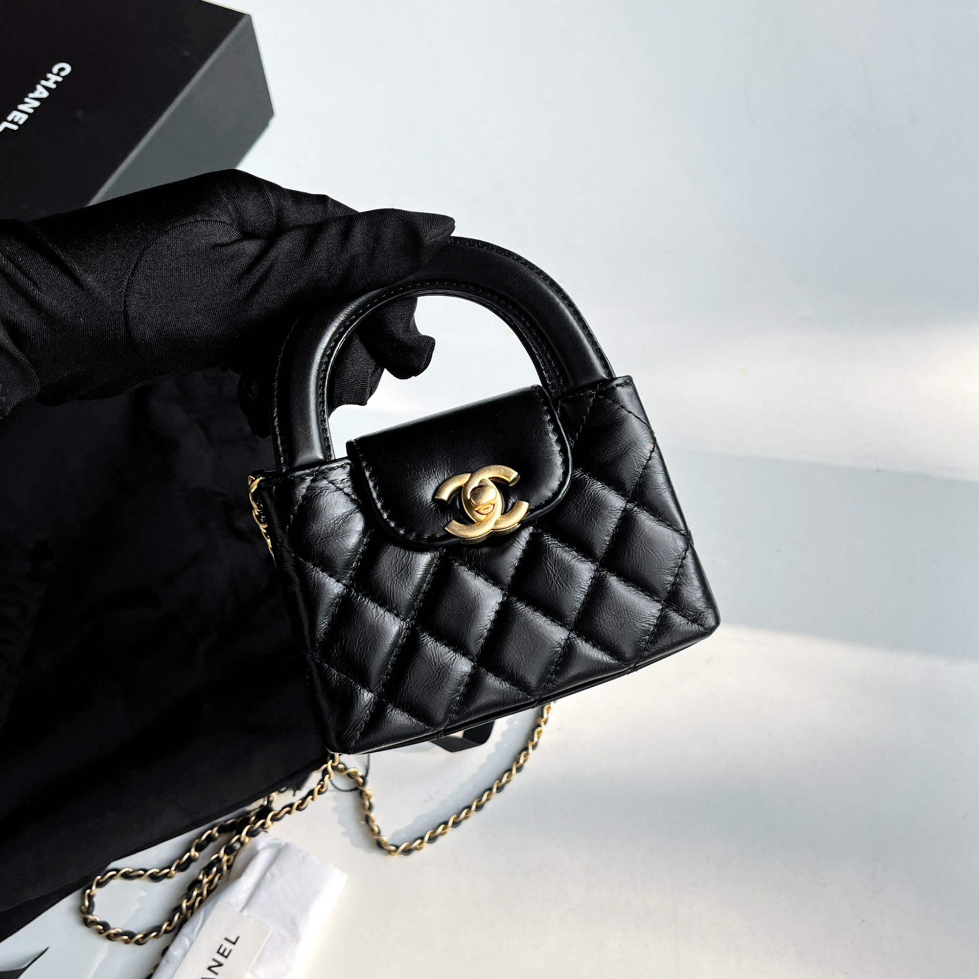 

Chanel Black Mini Kelly Lambskin Shoulder Bag