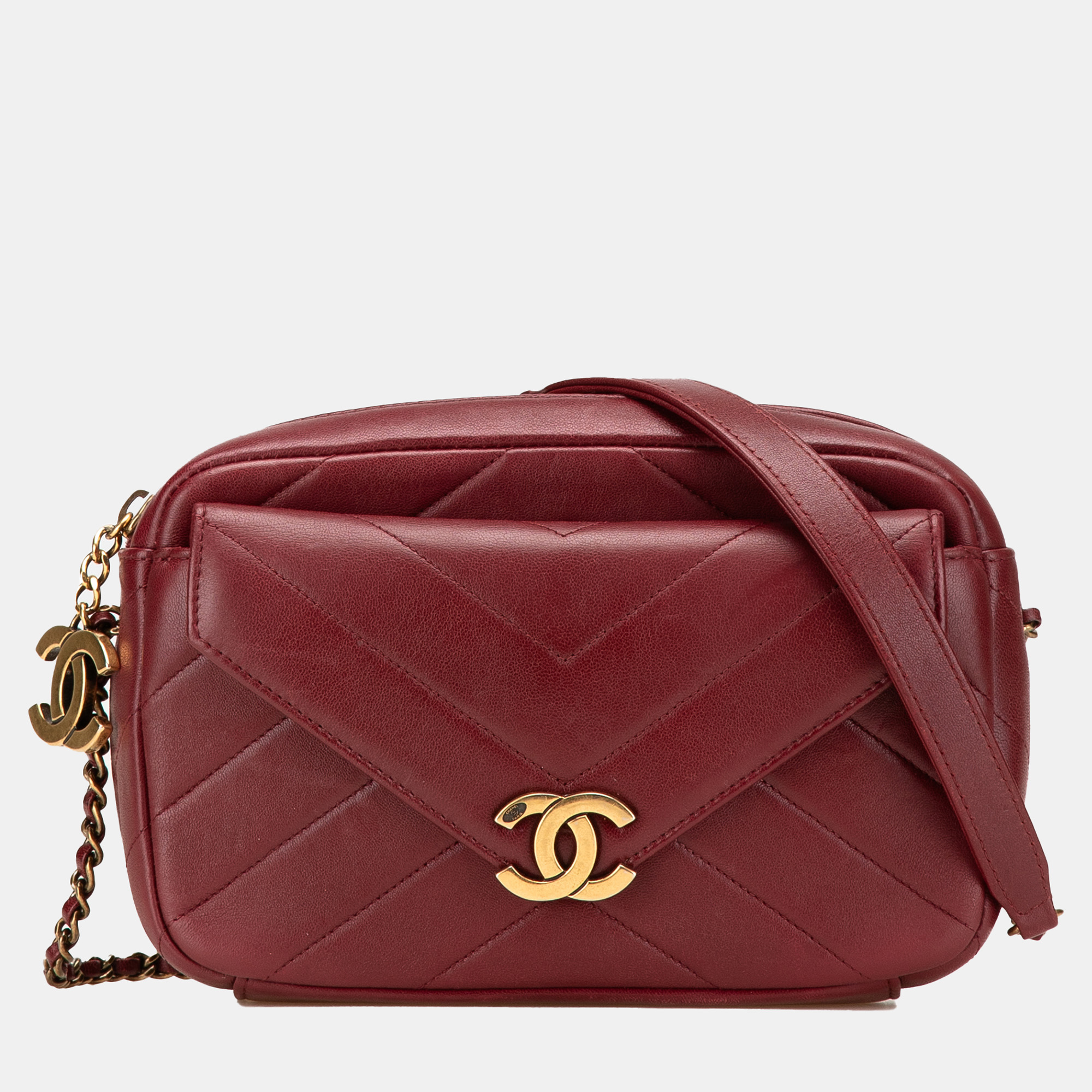 

Chanel Red Small Chevron Lambskin Coco Envelope Camera Case