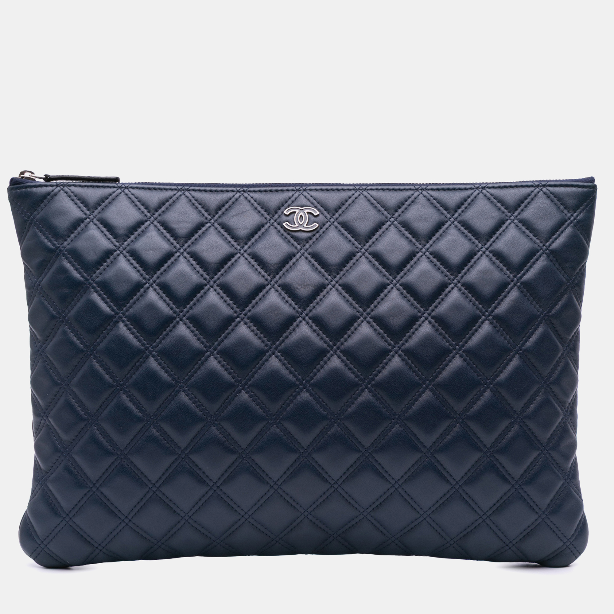

Chanel Blue CC Quilted Lambskin Double Stitch Clutch