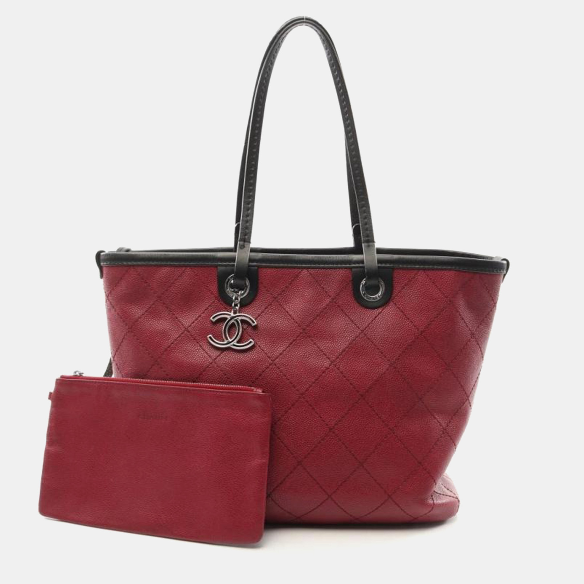 

Chanel On The Load bag, Black