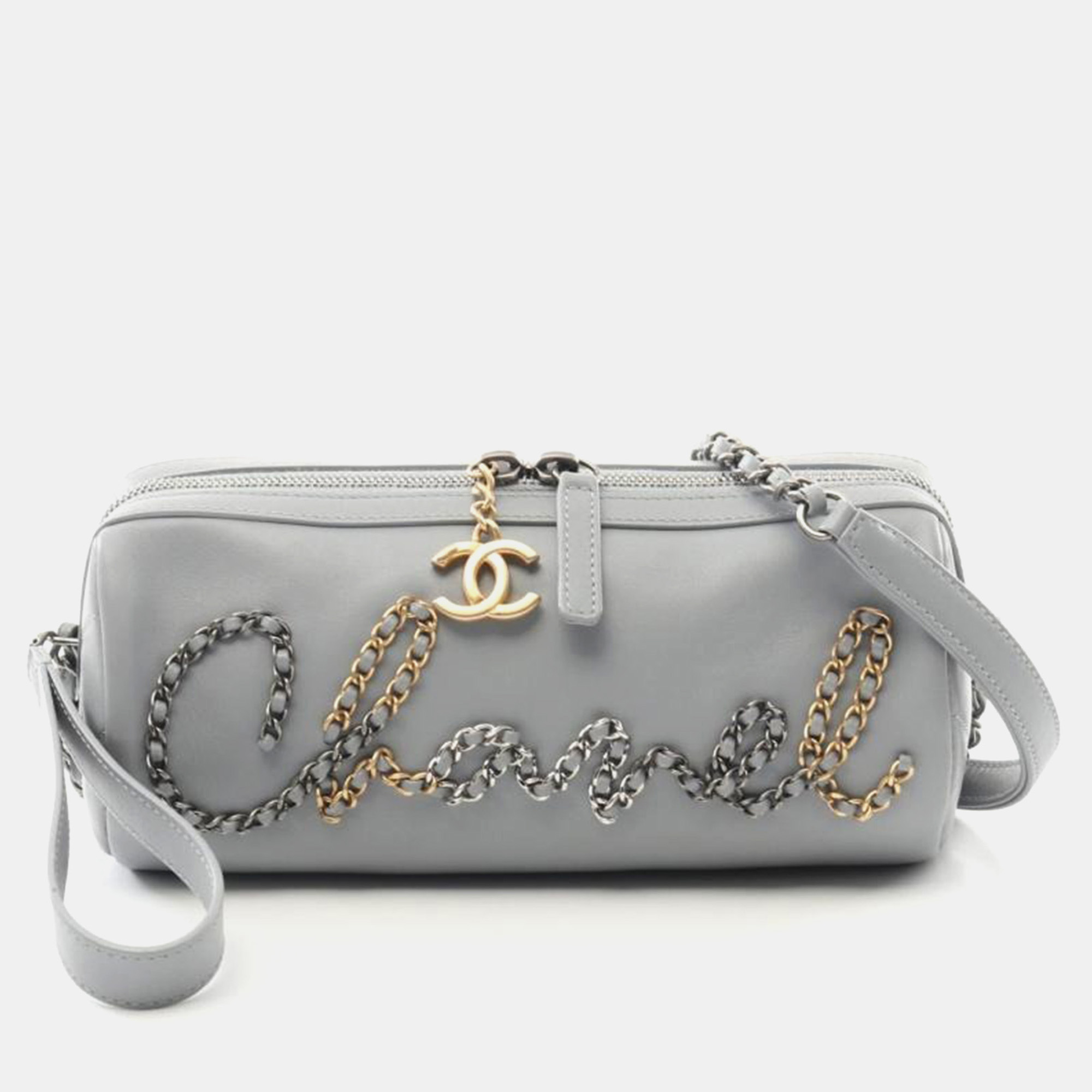 

CHANEL Shoulder Bag Gray, Grey