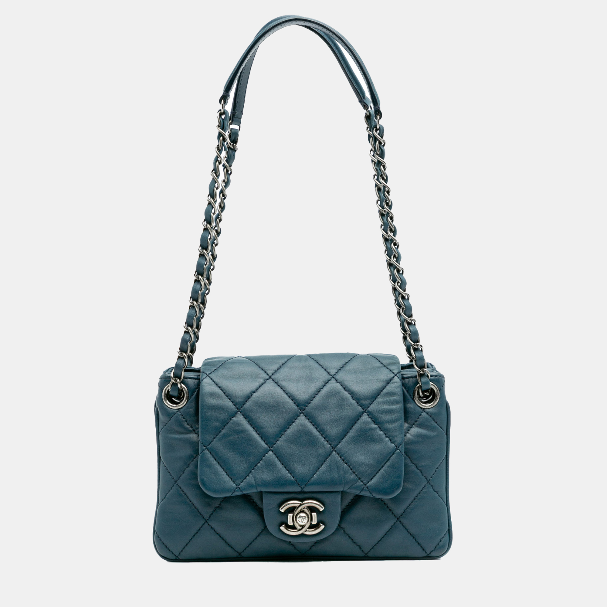 

Chanel Blue Quilted Lambskin Accordion Flap