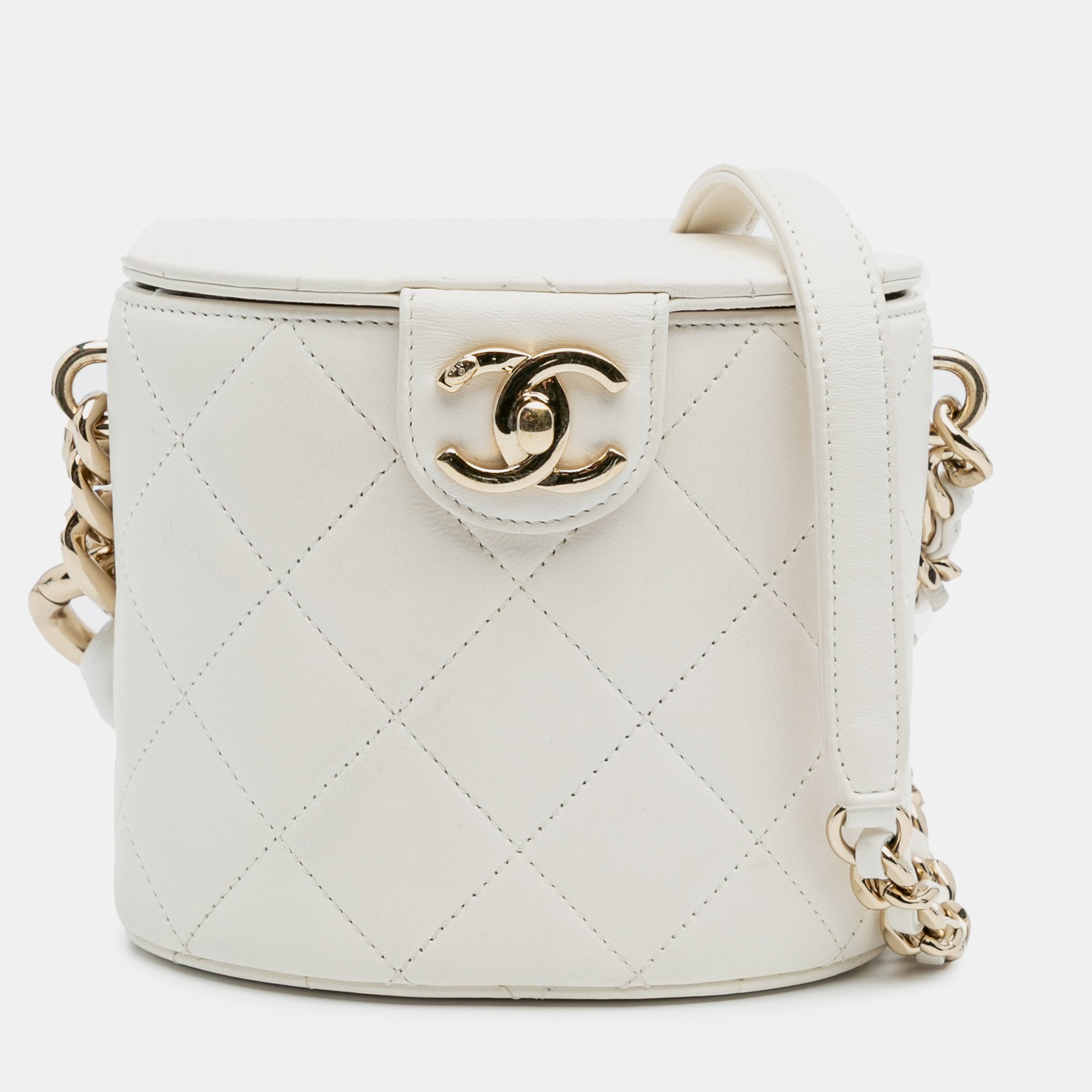 

Chanel White Lambskin CC Elegant Chain Vanity Case