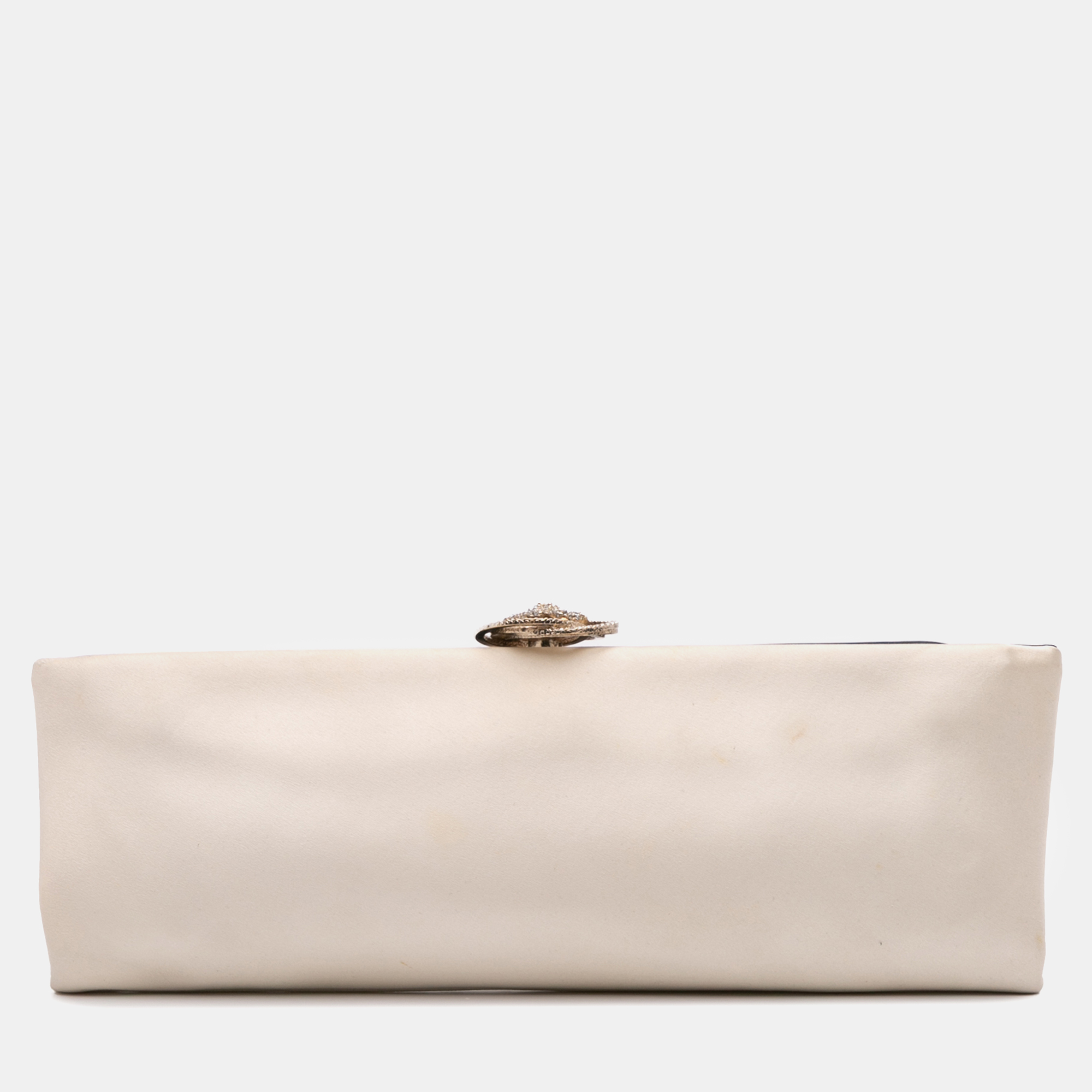 

Chanel Beige Satin Camellia Clutch