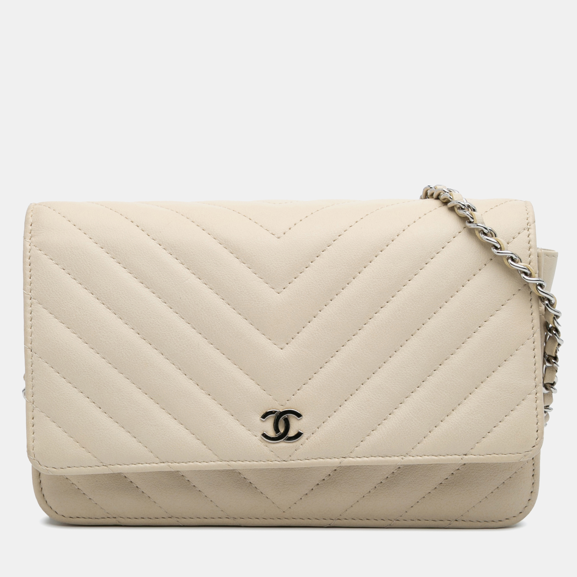 

Chanel White CC Chevron Calfskin Wallet On Chain