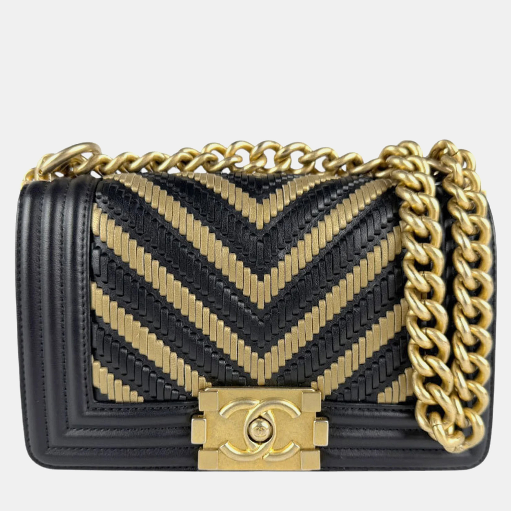 

Chanel Black/Gold Leather Boy Chain Shoulder Bag