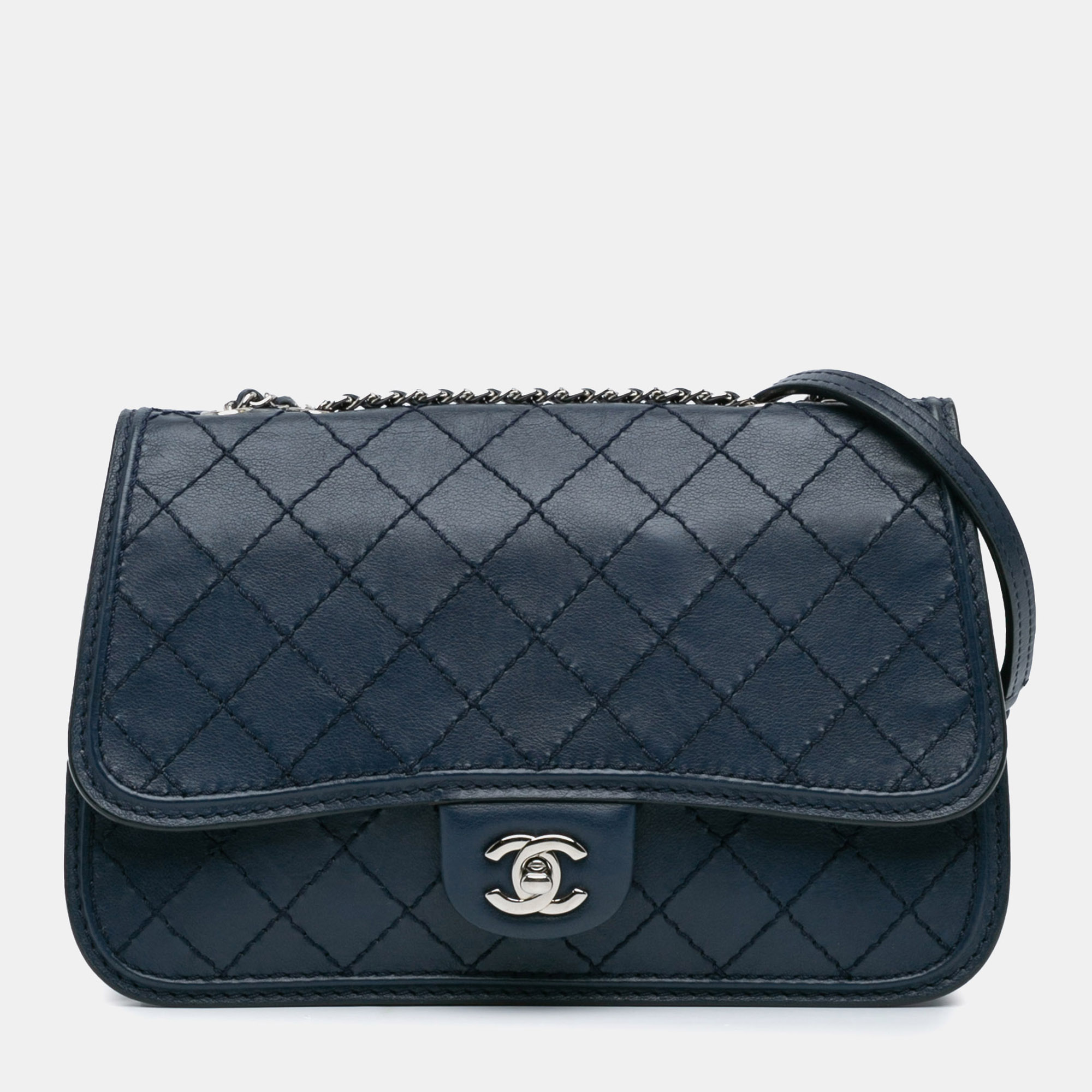 

Chanel Navy Blue Medium Stitched Calfskin Citizen Flap