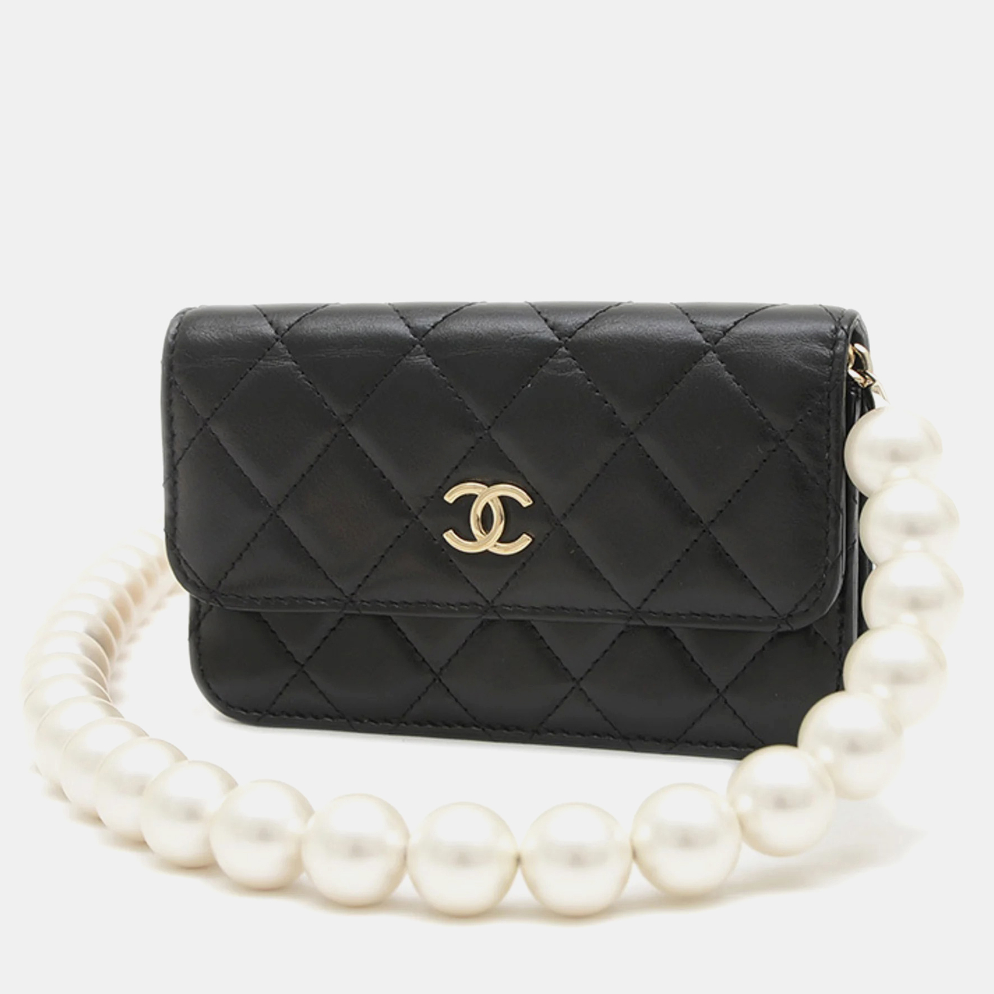 

Chanel Black Leather Pearl Chain Wallet