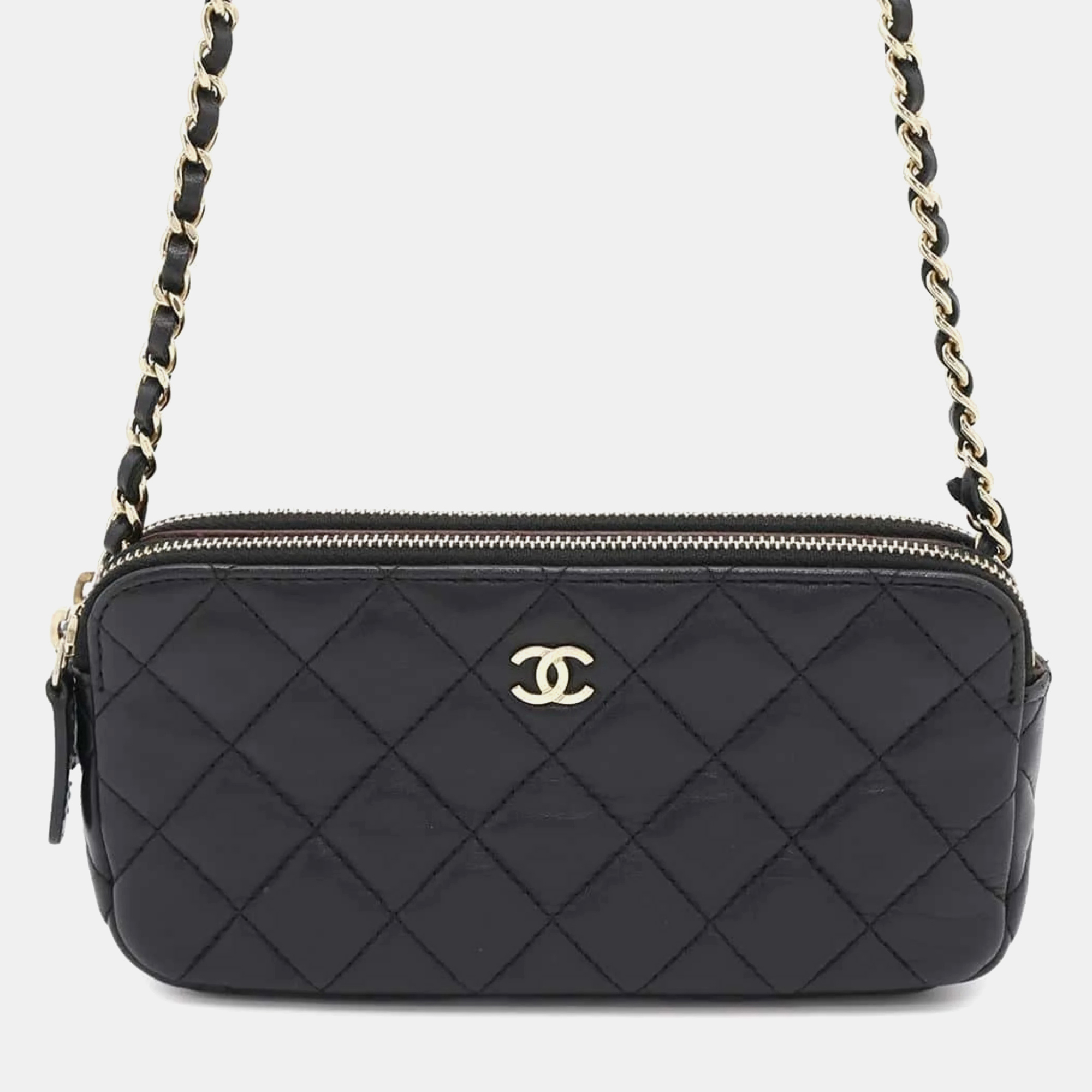 

Chanel Chain Wallet Coco Mark Matelasse Lambskin Pochette Black