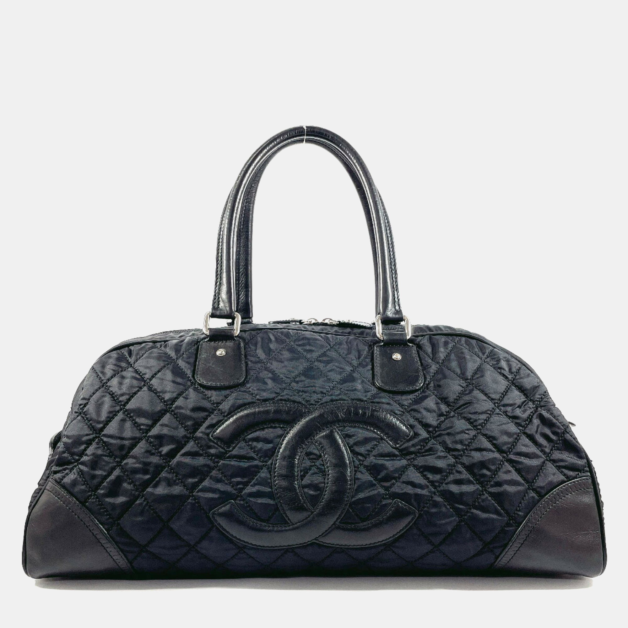 

Chanel Paris New York Line Boston Bag Nylon/Leather Black