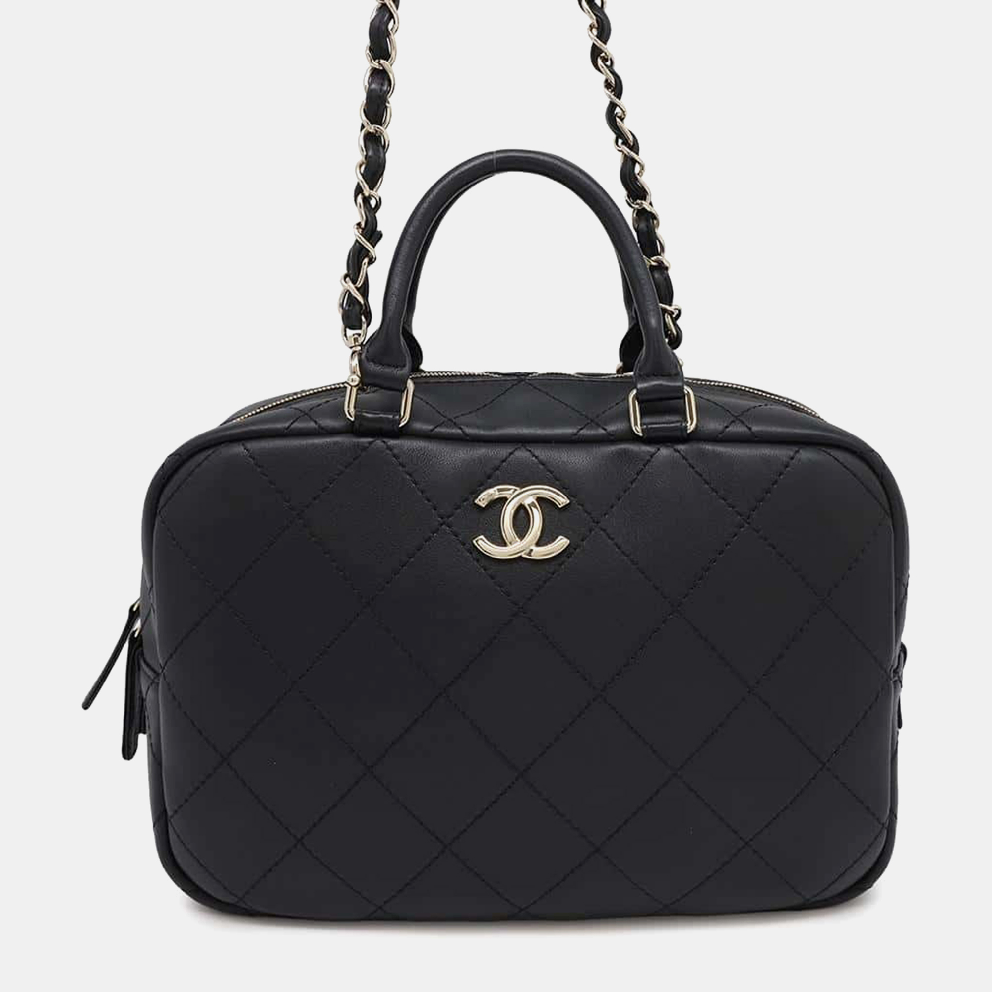 

Chanel Black Matelasse Calf Leather Bowling Handbag