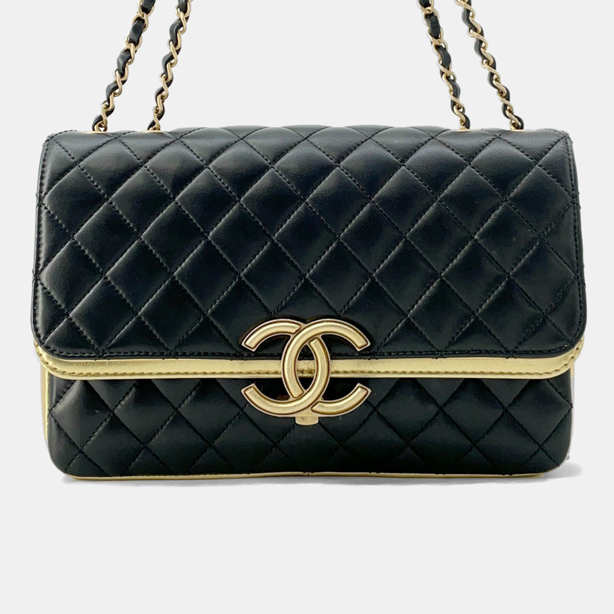 

Chanel Black/Gold Lambskin Paris-New York CC Chic Chain Shoulder Bag