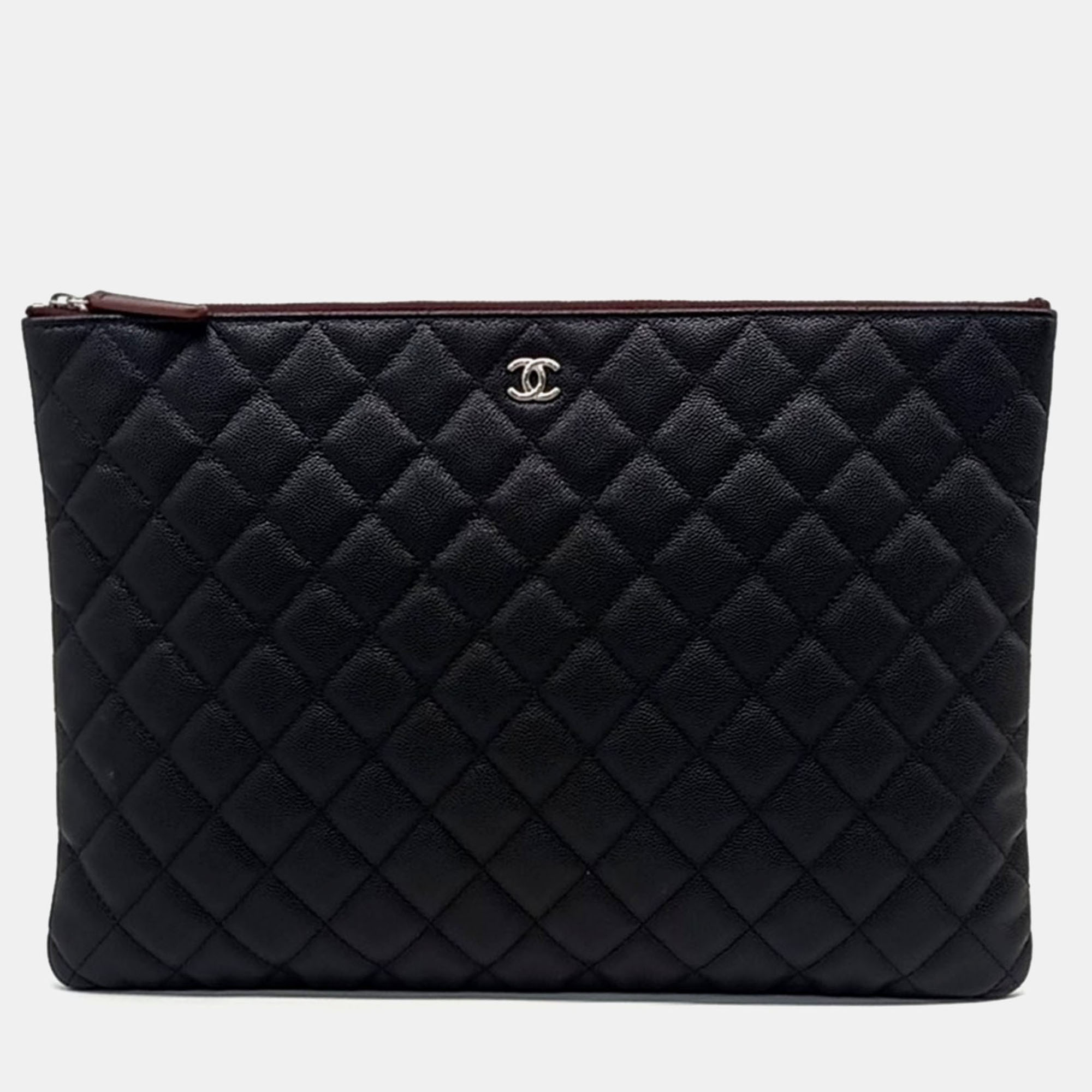 

Chanel Black Leather Caviar Large Clutch