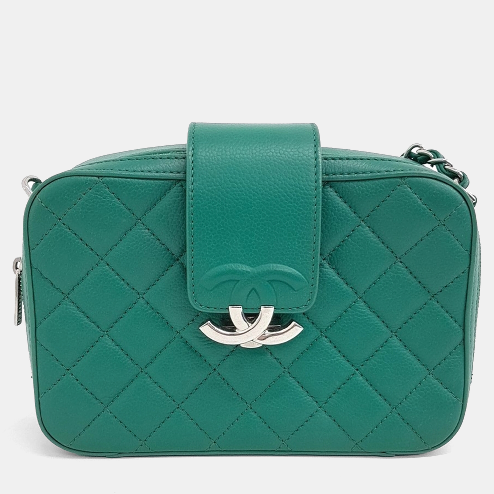 

Chanel Green Leather caviar chain Crossbody bag