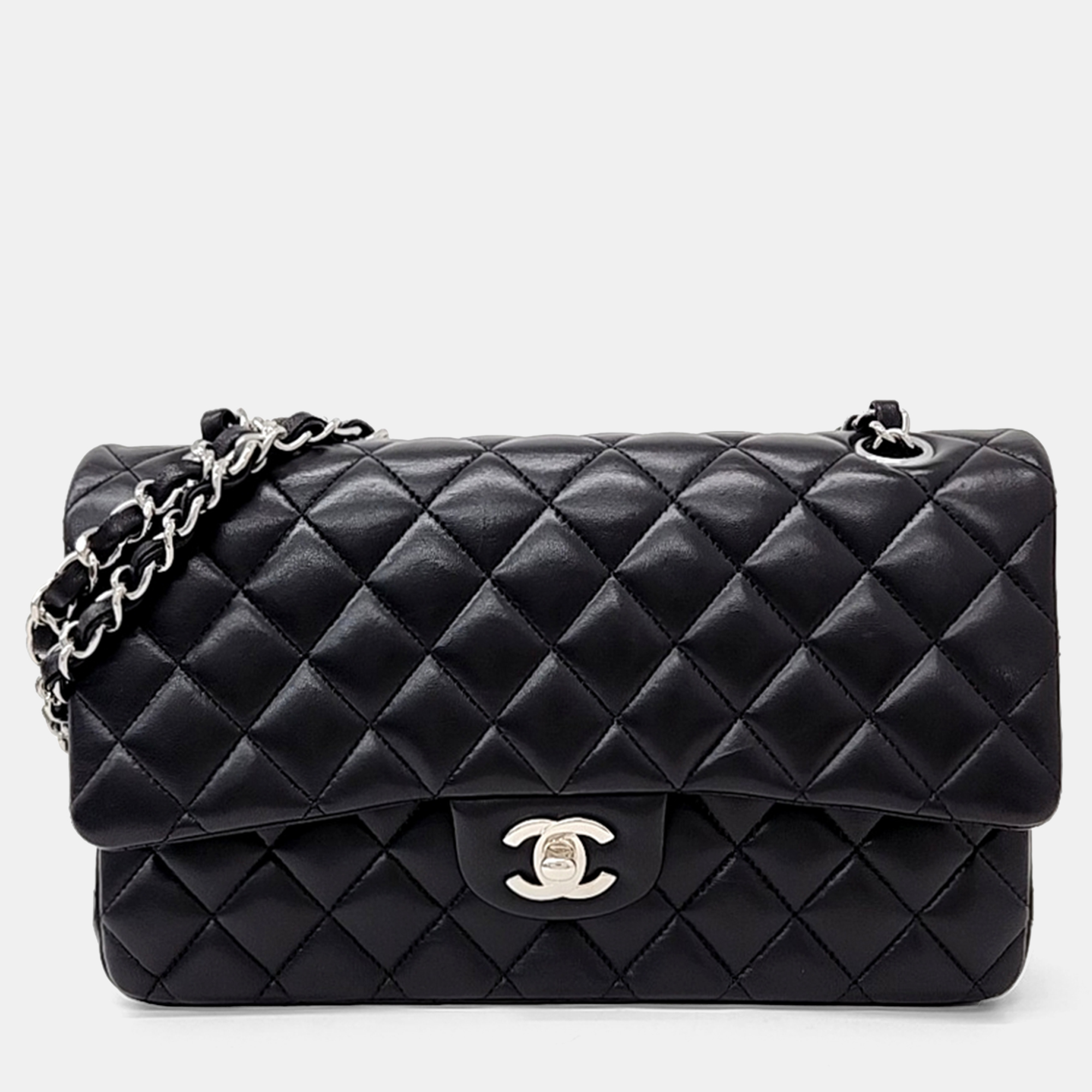 

Chanel Black Leather Lambskin Classic Medium bag