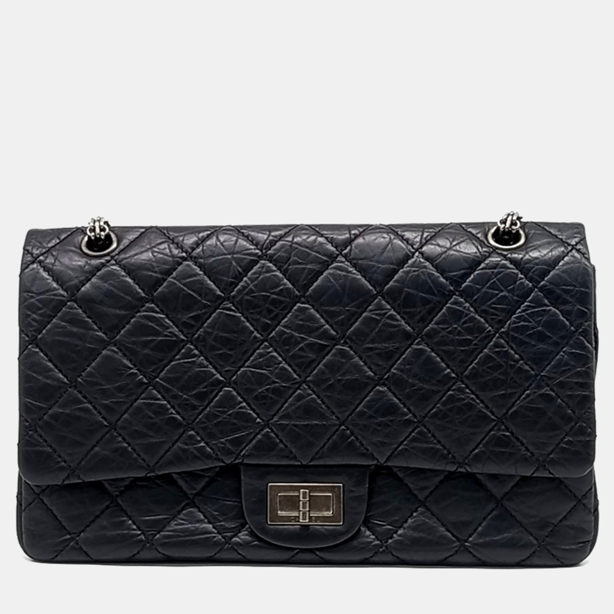 

Chanel Black Leather Vintage 2.55 Bag 32