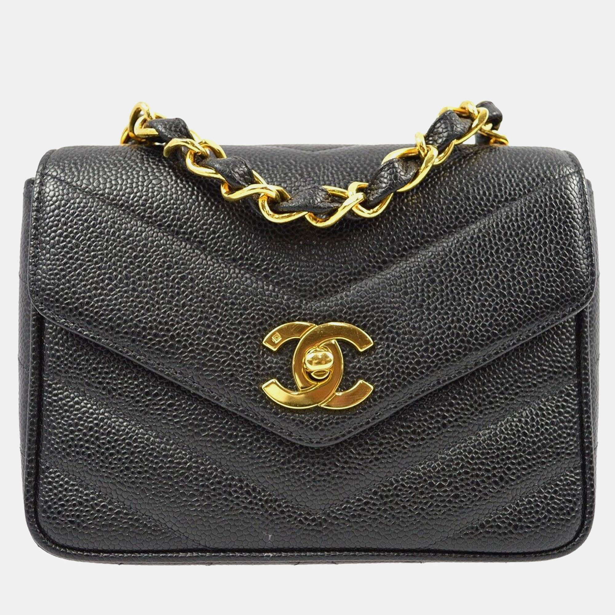 

Chanel Black Calfskin Chevron Mini Square Shoulder Bag