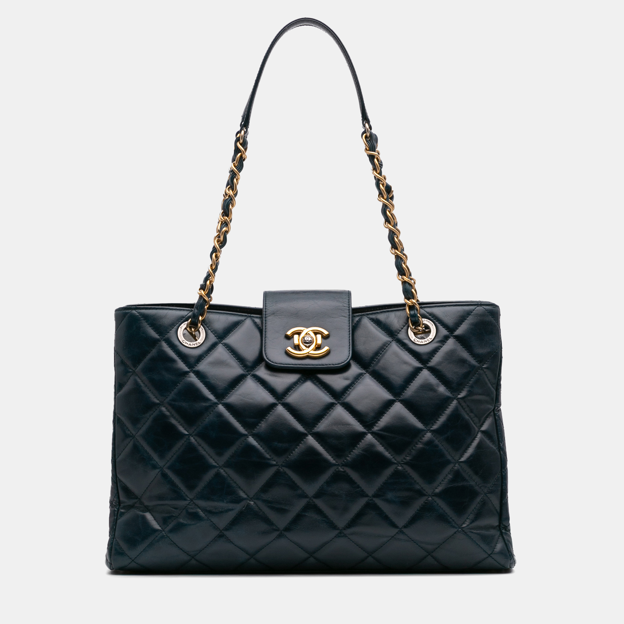 

Chanel Navy Blue Glazed Quilted Calfskin Daily Walk Tote