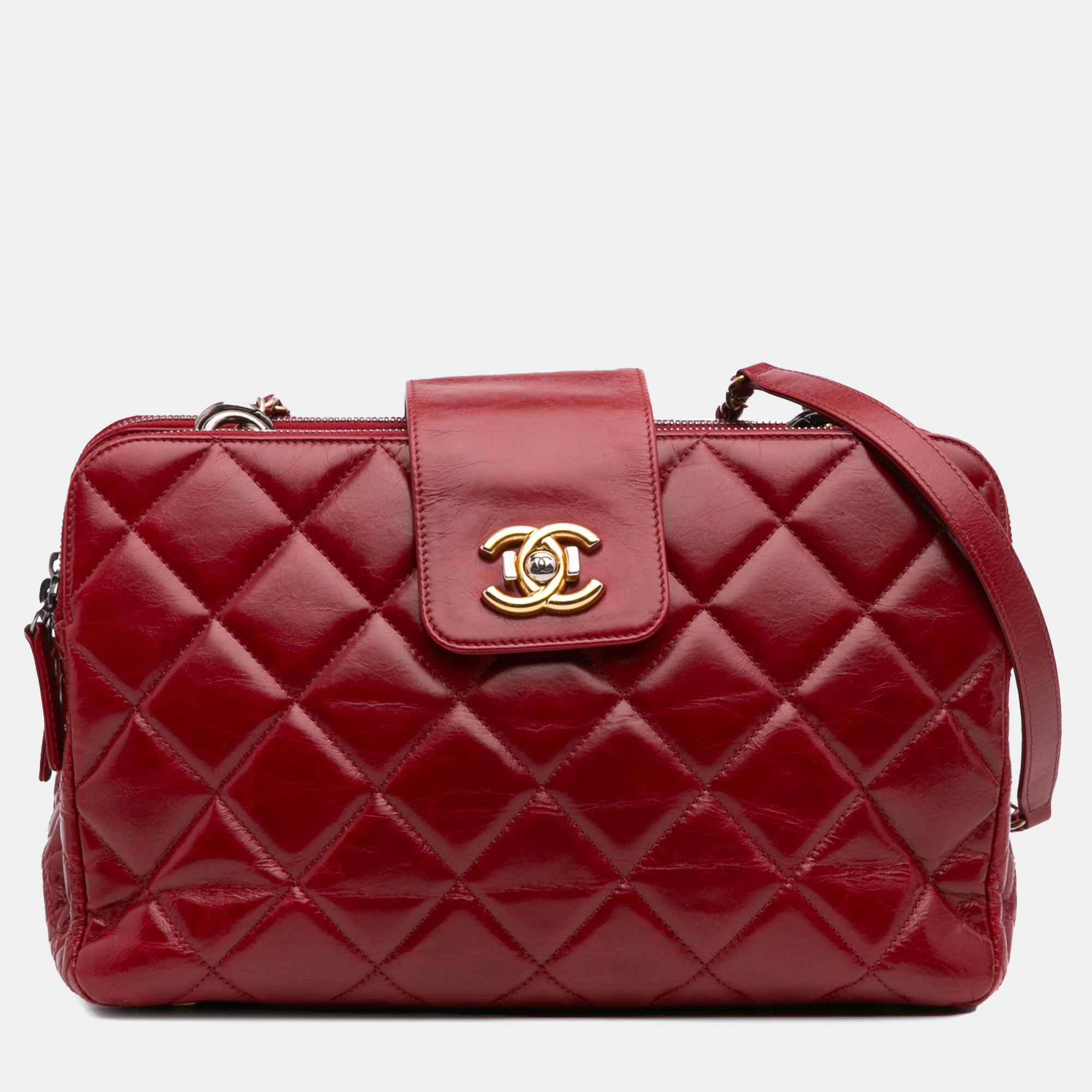

Chanel Red Quilted Glazed Calfskin Daily Walk Double Zip Shoulder Bag
