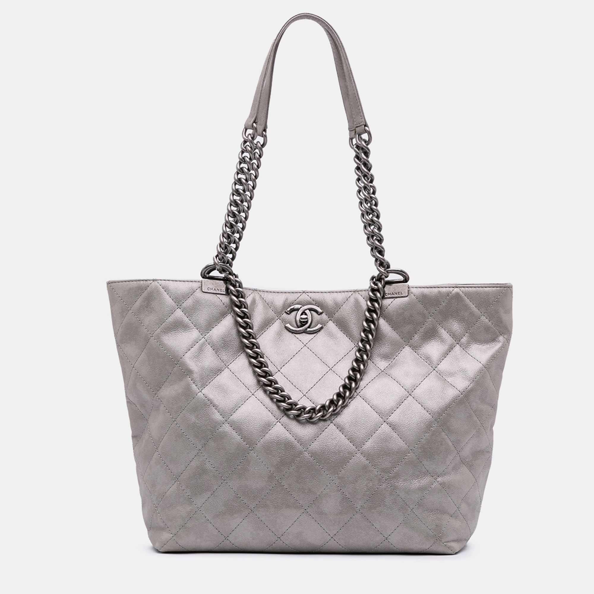 

Chanel Grey Quilted Iridescent Calfskin Shopping in Chains Tote