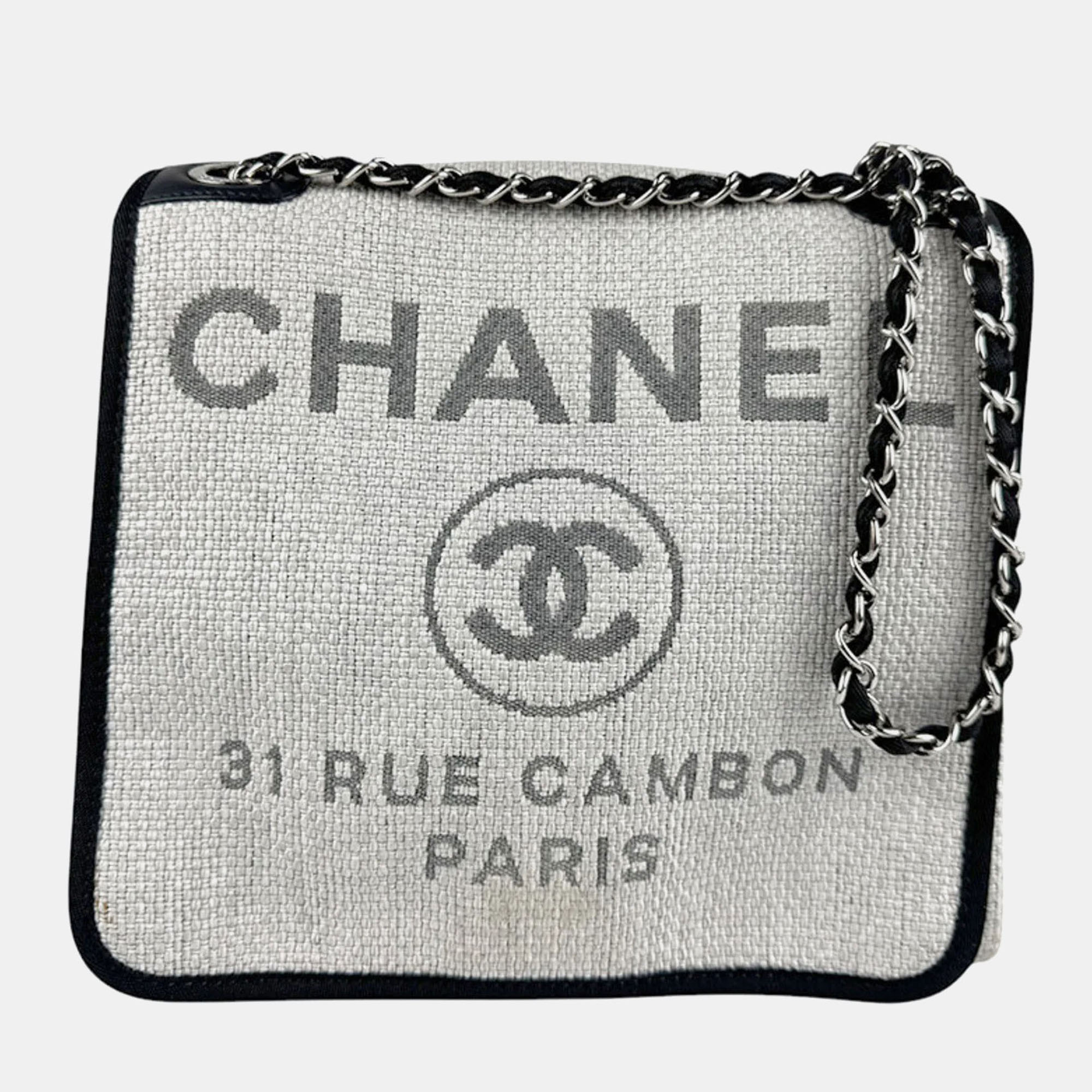

Chanel Black/Gray Nylon Deauville Shoulder Bag PM