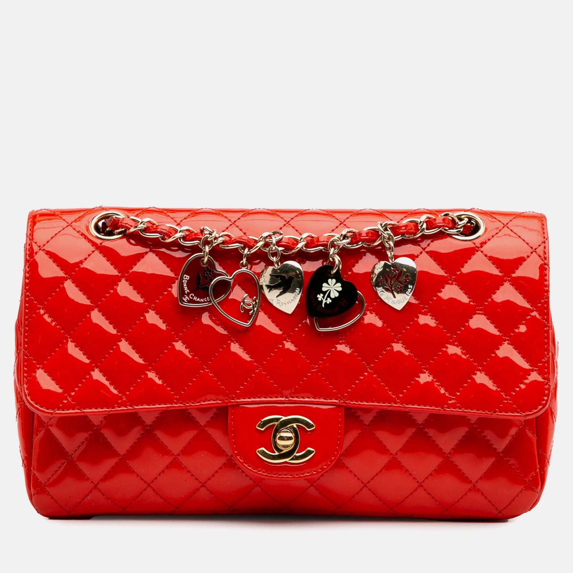 

Chanel Red Medium Classic Patent Valentines Heart Charms Single Flap