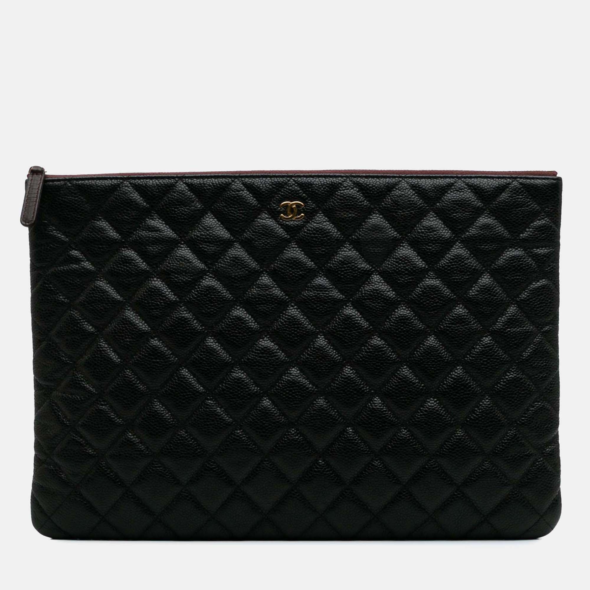 

Chanel Black Large Quilted Caviar O Case Clutch