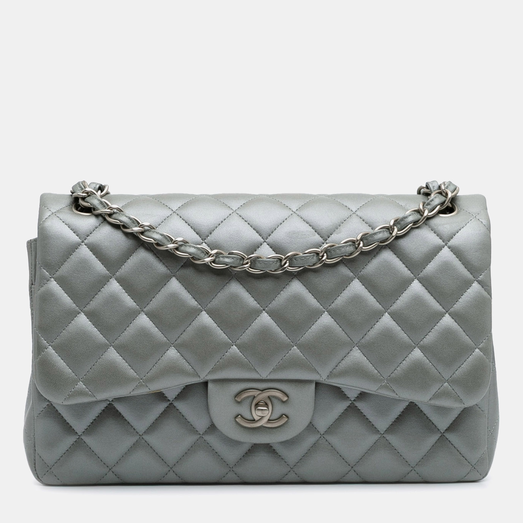 

Chanel Silver Jumbo Classic Lambskin Double Flap