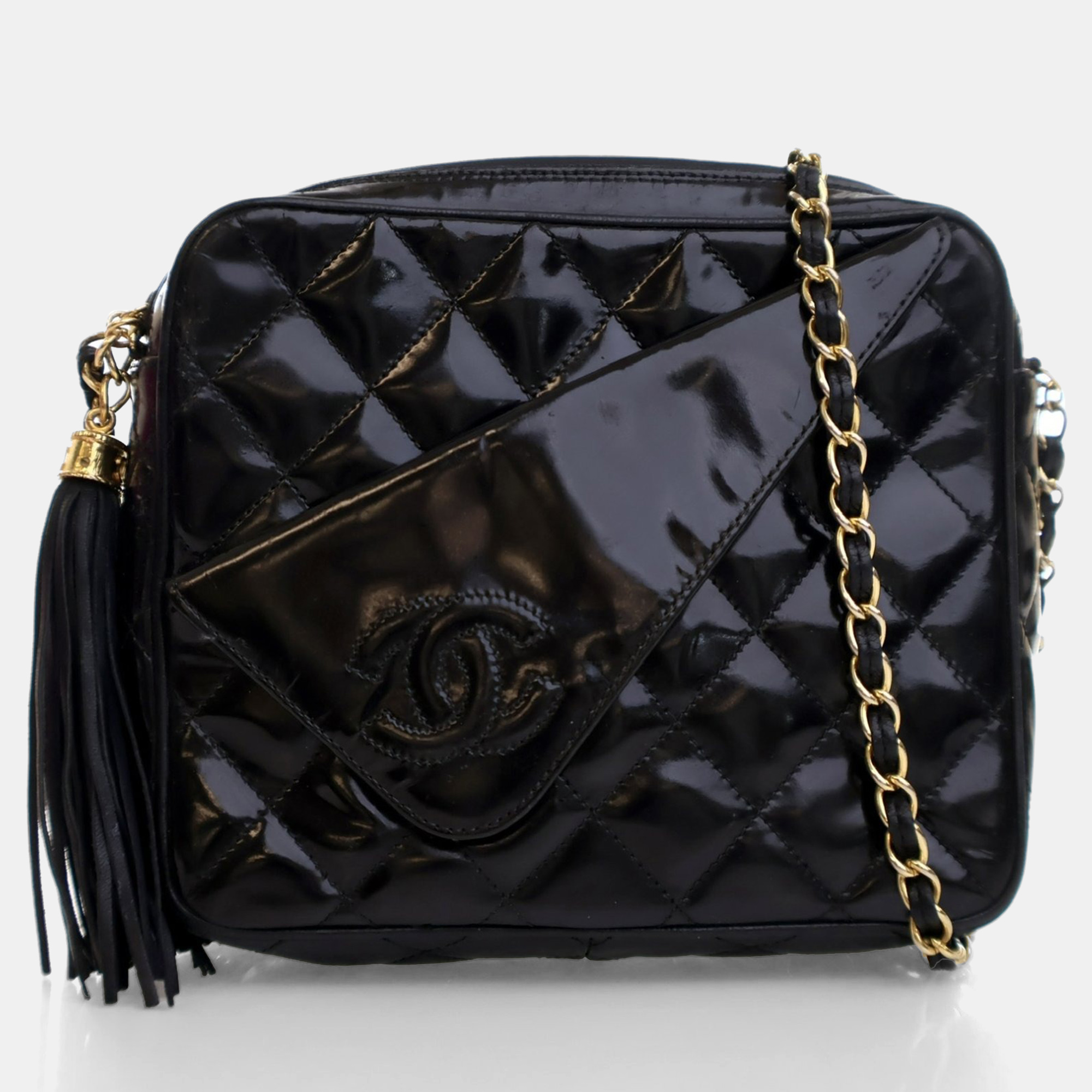 

Chanel Black Patent Leather Vintage CC Tassel Camera Bag