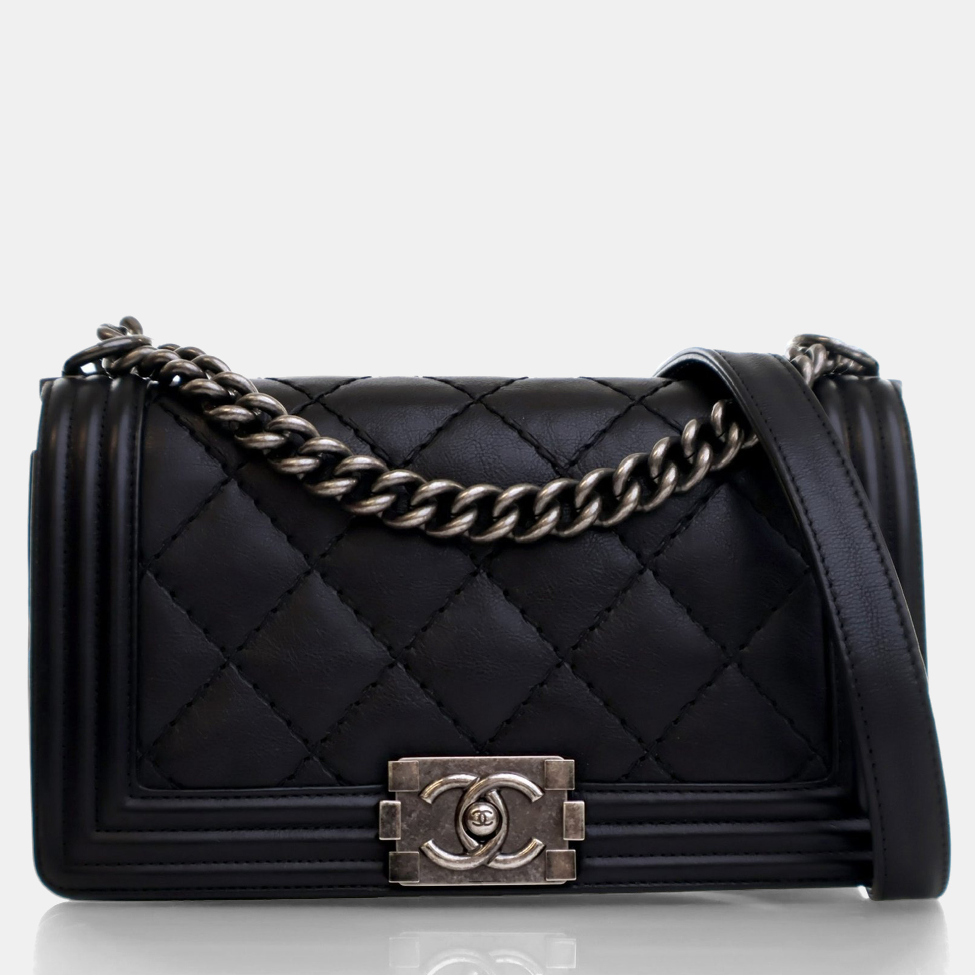 

Chanel Black Calfskin Ultra Stitch Medium Boy Bag