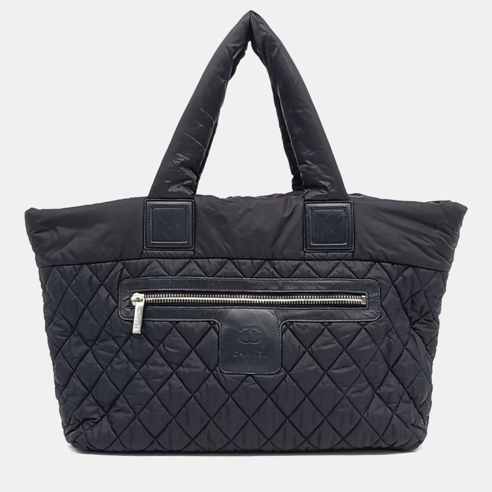

Chanel Black Nylon Cocoon Bag