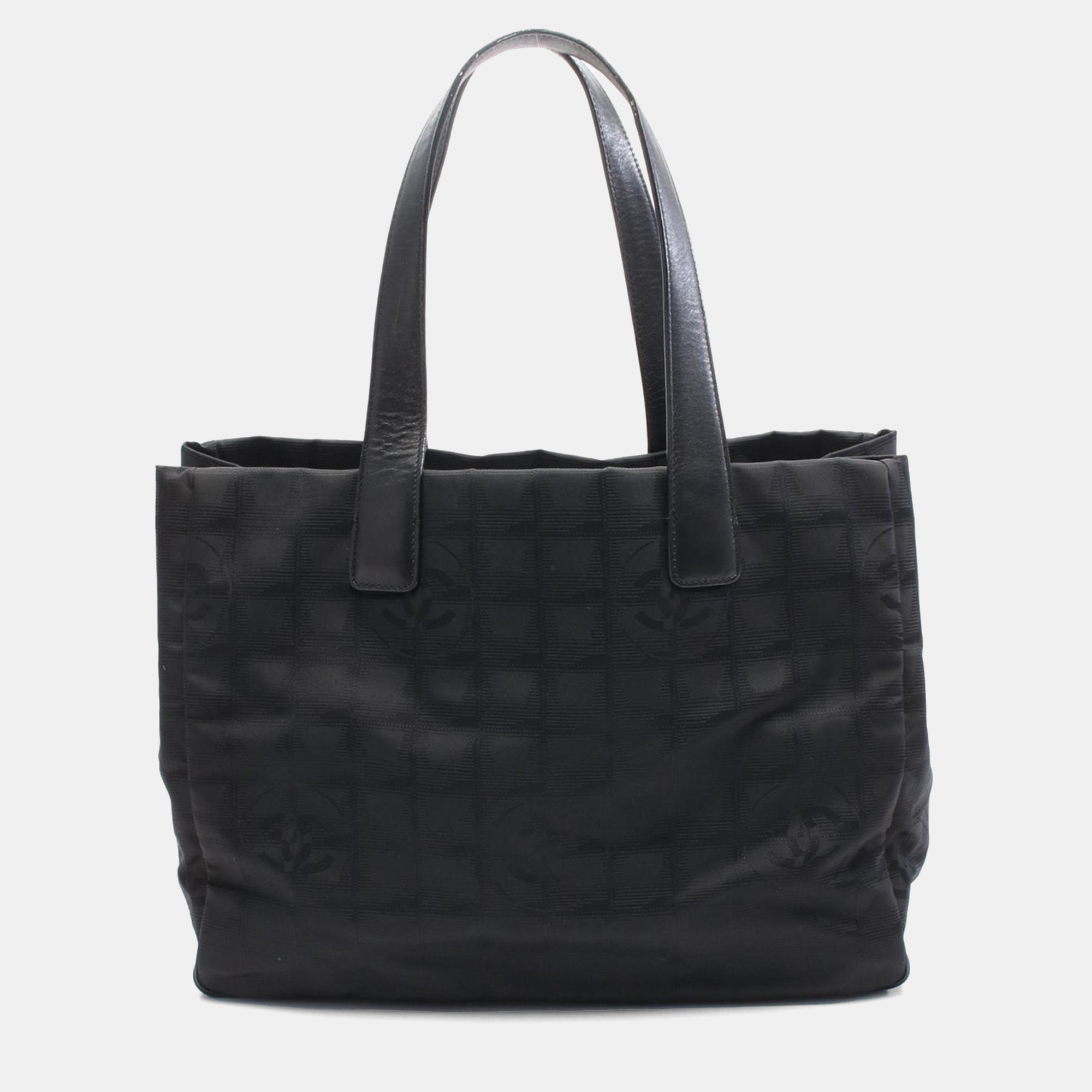 

Chanel Black Nylon New Travel Line MM Tote Bag