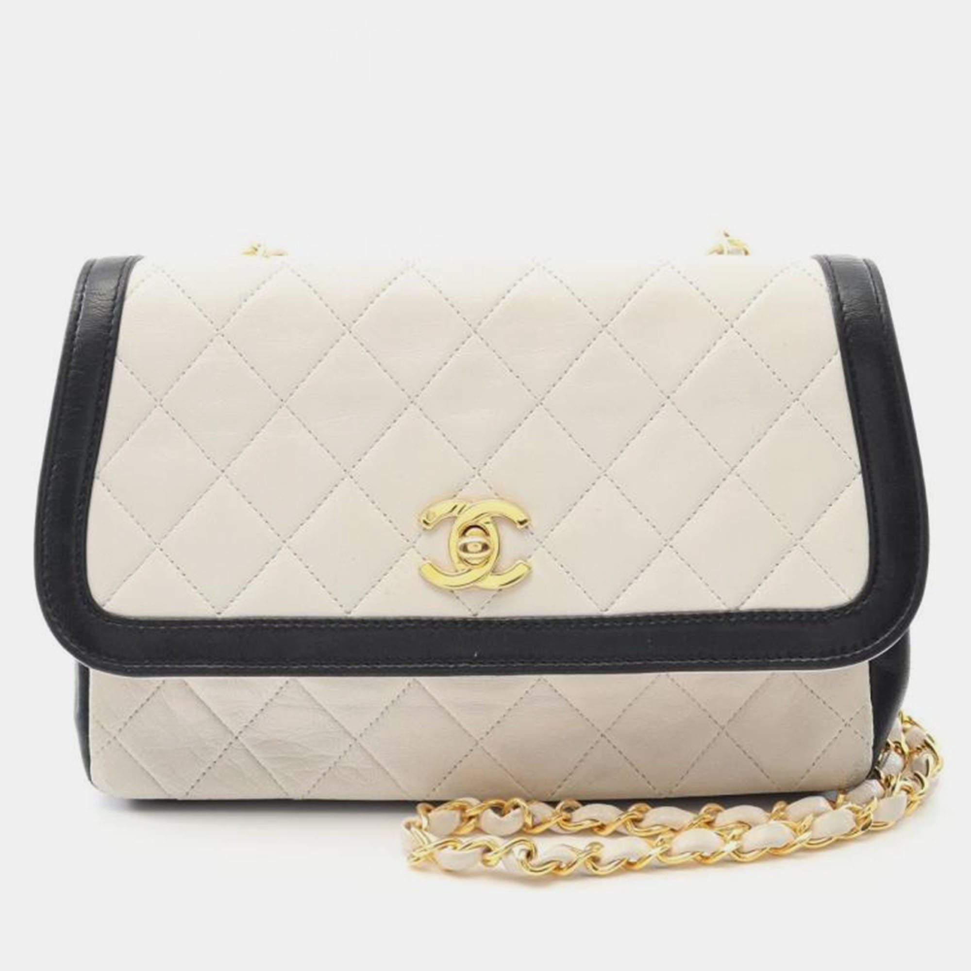 

Chanel Black/White Quilted Leather Classic Shoulder Bag