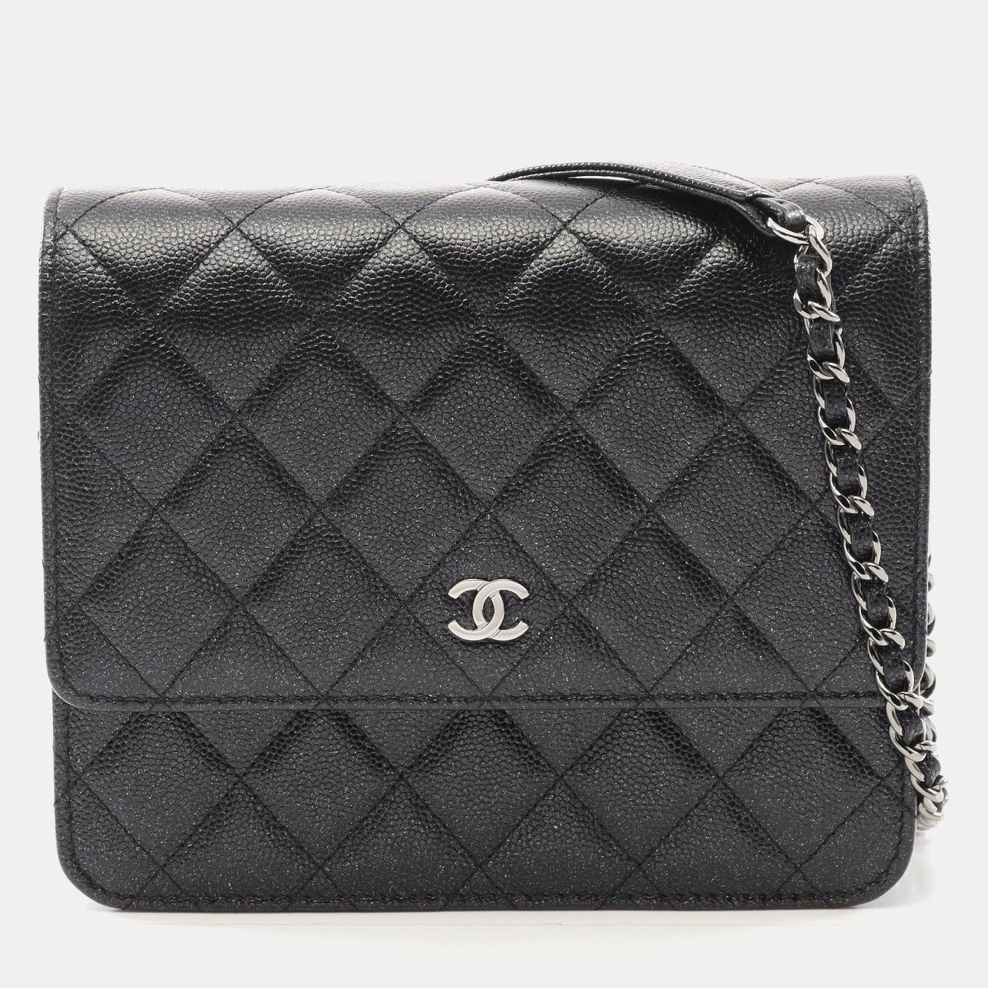 

Chanel Black Calf Leather Matelasse Chain Crossbody Bag
