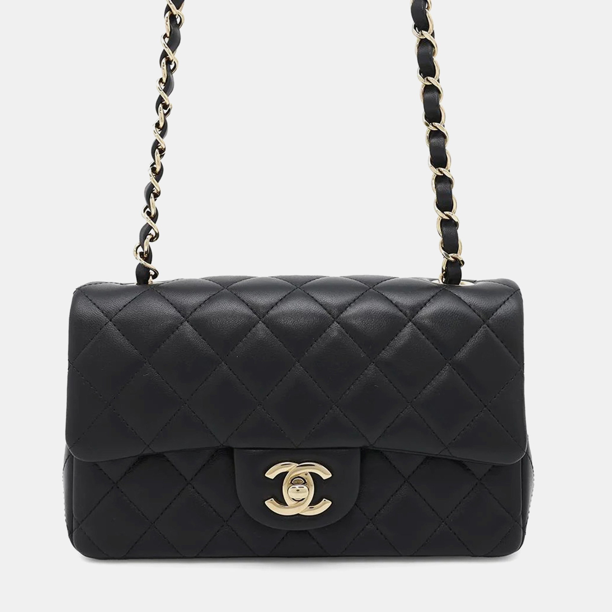 

Chanel Matelasse Single Flap Chain shoulder Black Lambskin Size