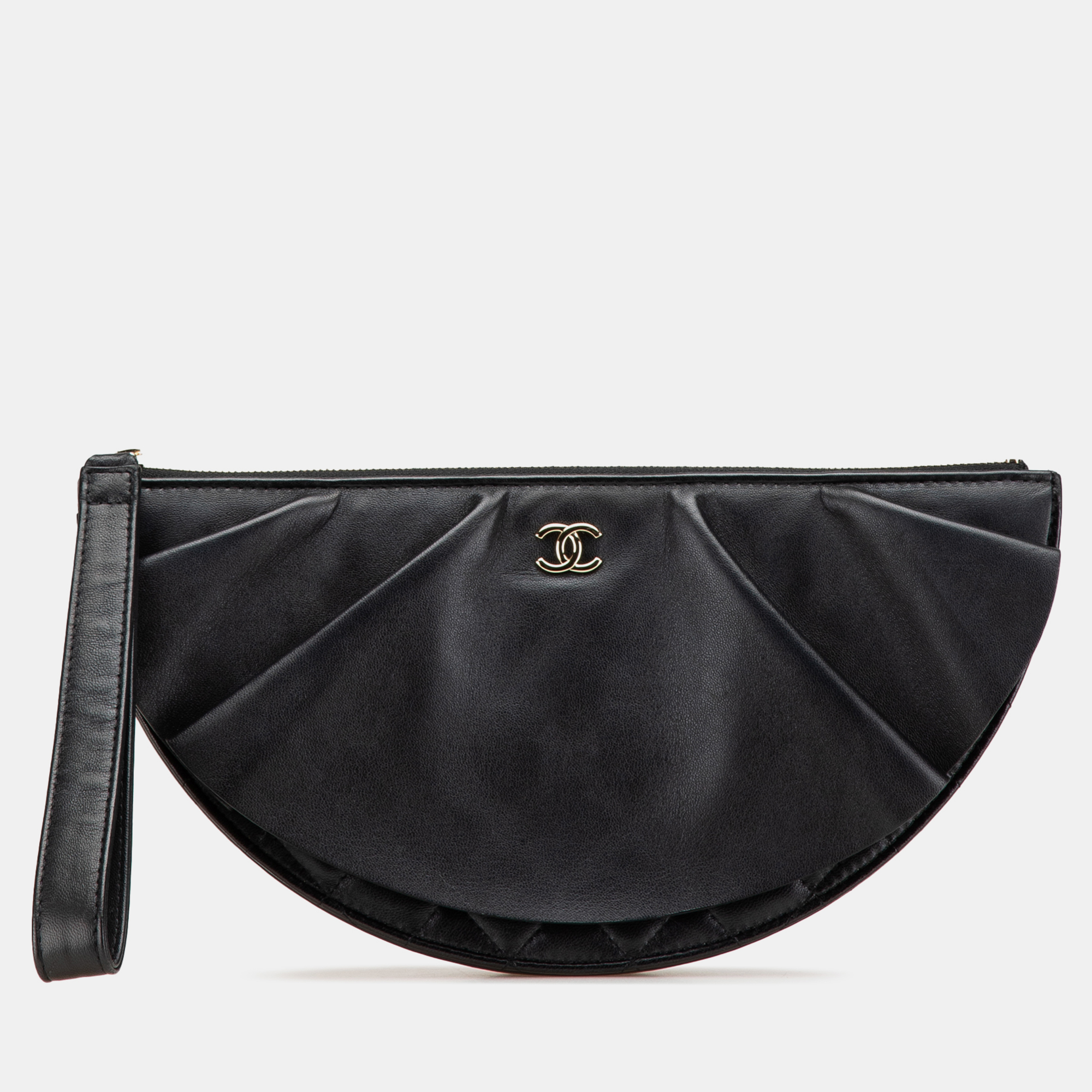 

Chanel Black Quilted Lambskin Wave Clutch