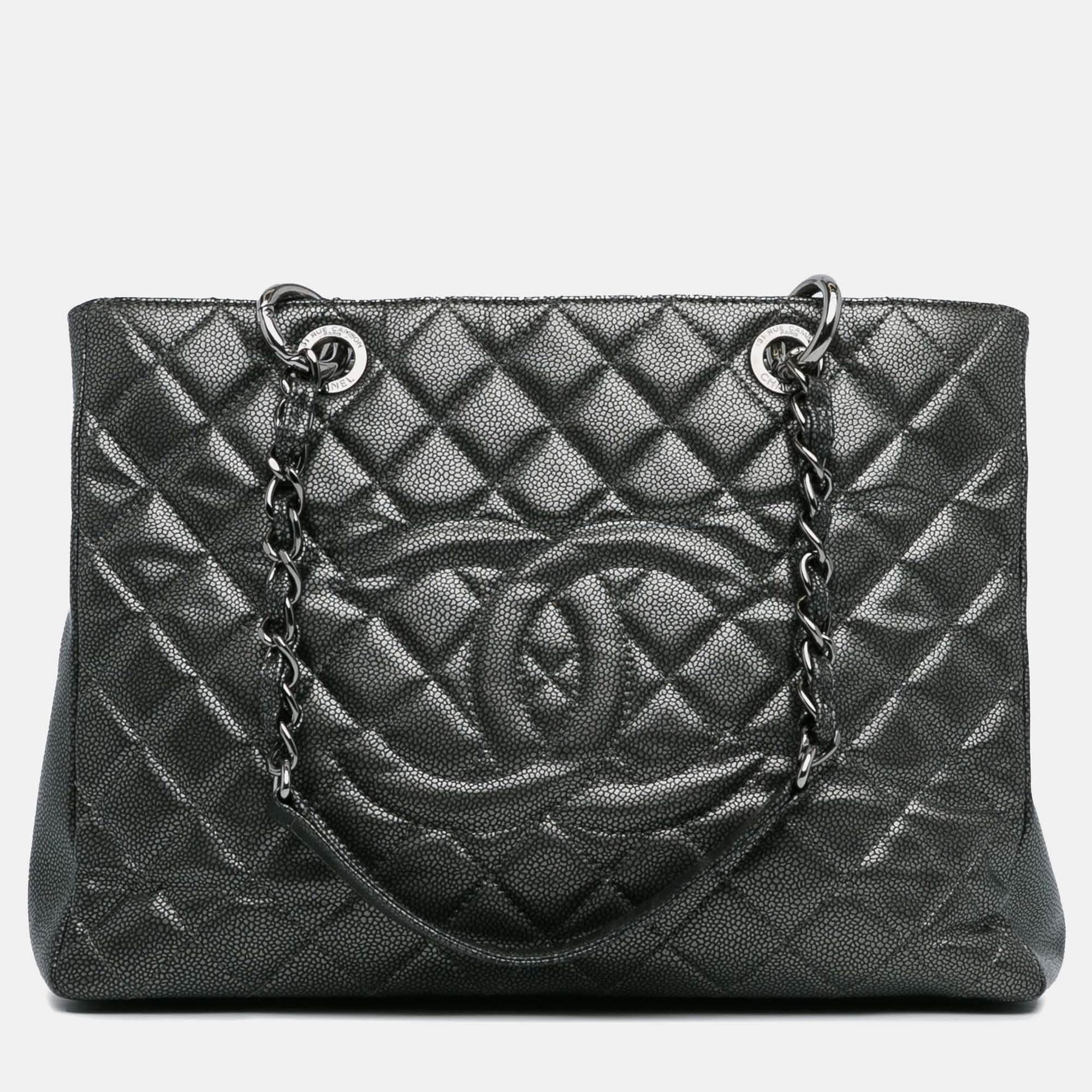 

Chanel Grey Metallic Caviar Grand Shopping Tote